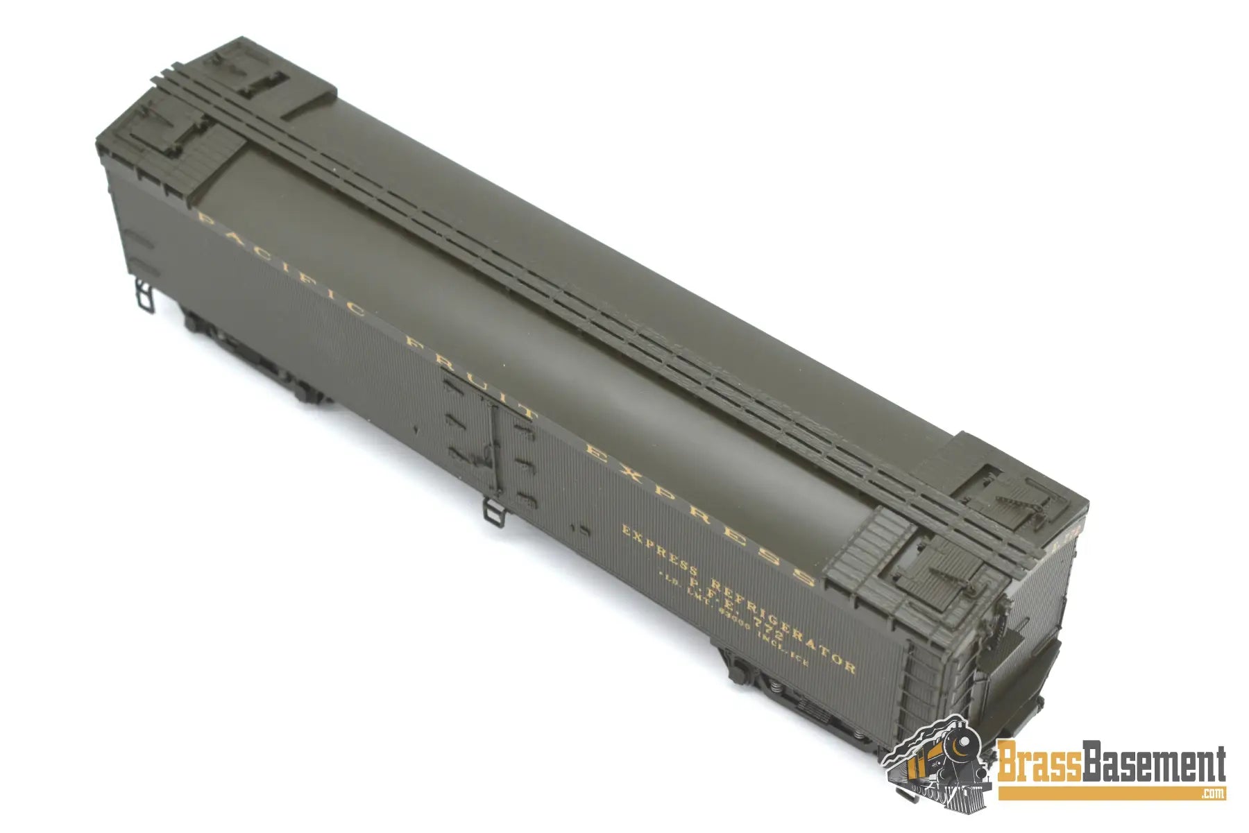 Ho Brass - Cil 2529.1 Pacific Fruit Express Refrigerator Car Early Version Factory Paint Passenger