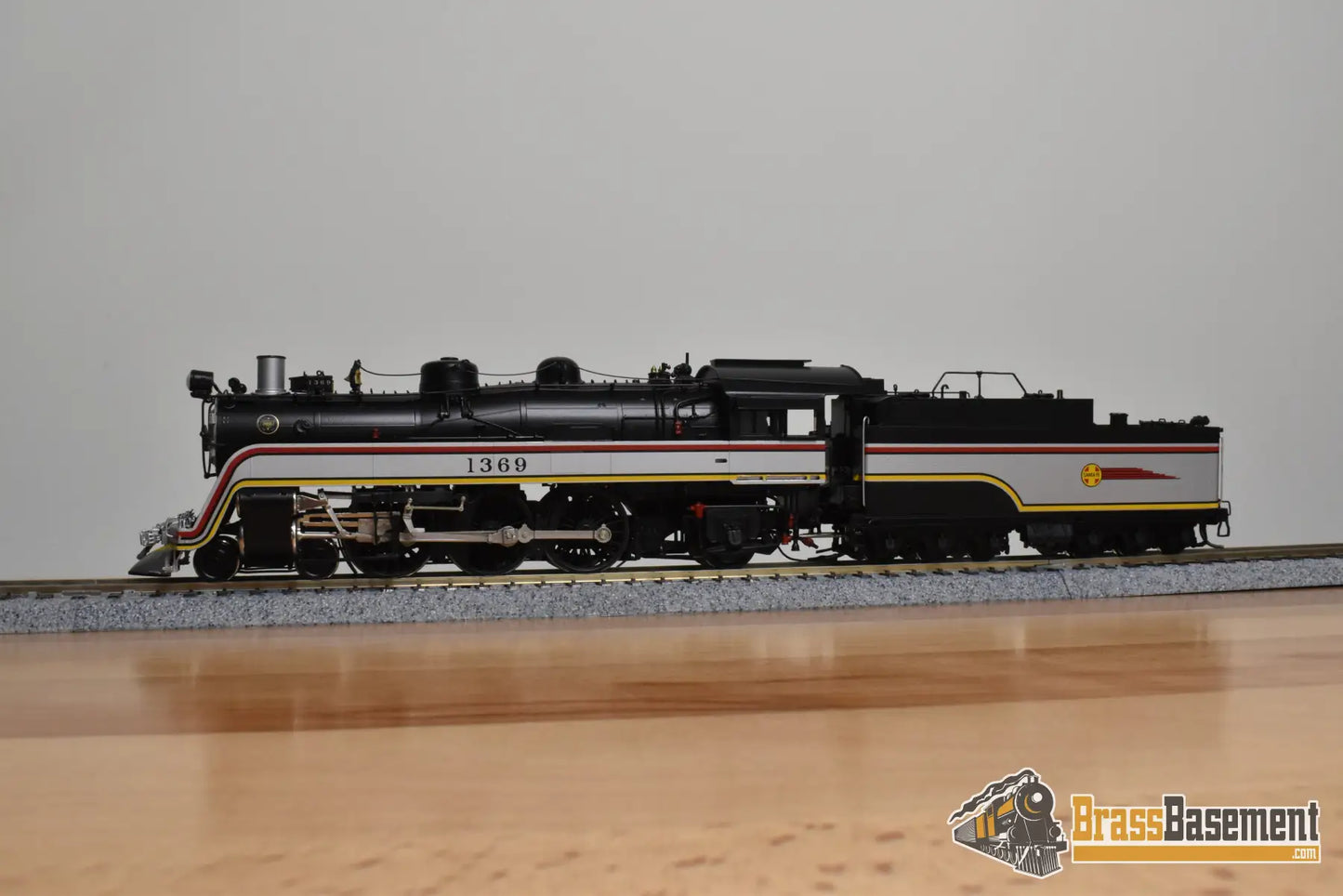 HO Brass - Coach Yard 1199.1.1 Santa Fe ATSF 4-6-2 Valley Flyer #1369 - Mint Steam