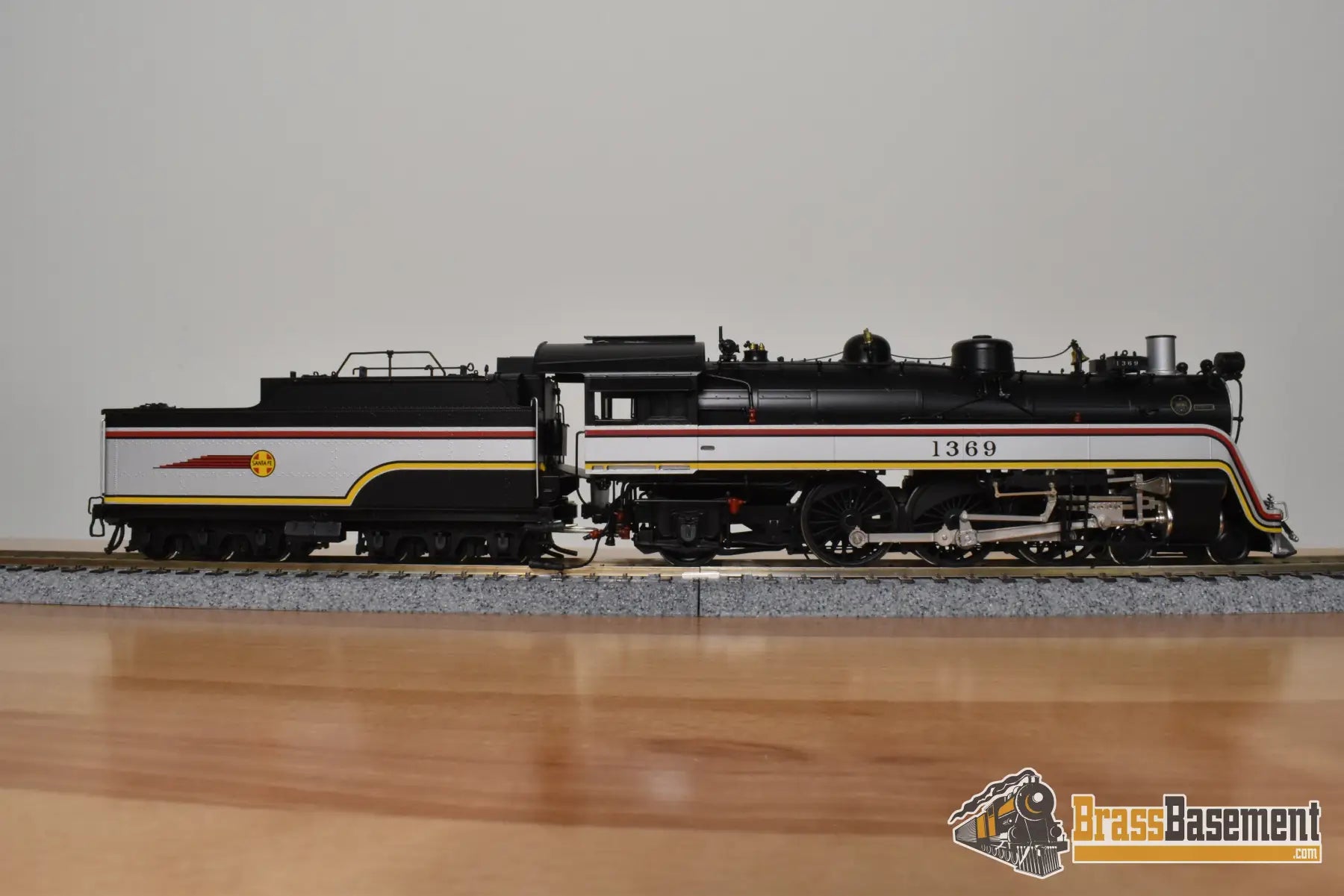 HO Brass - Coach Yard 1199.1.1 Santa Fe ATSF 4-6-2 Valley Flyer #1369 - Mint Steam