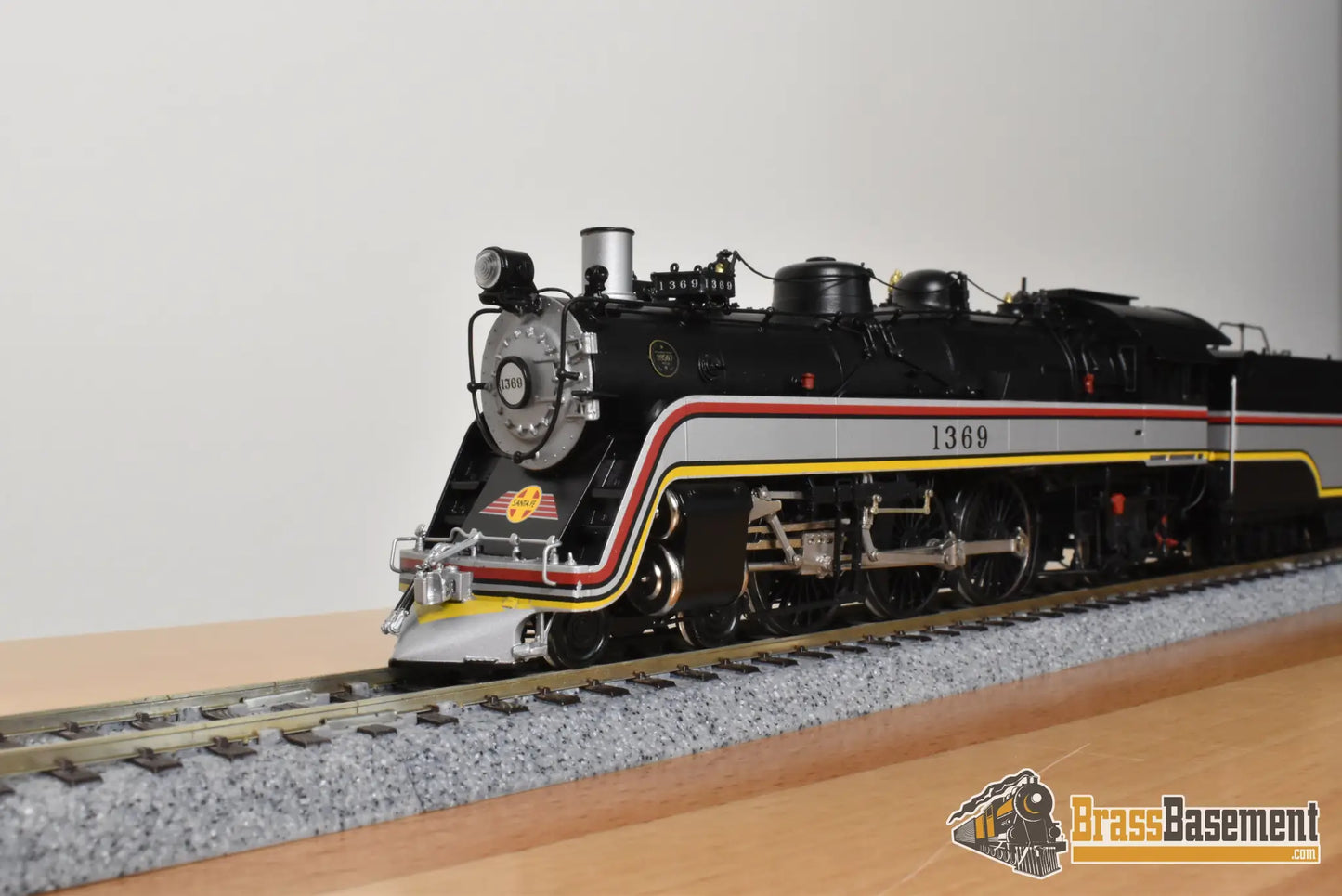 HO Brass - Coach Yard 1199.1.1 Santa Fe ATSF 4-6-2 Valley Flyer #1369 - Mint Steam