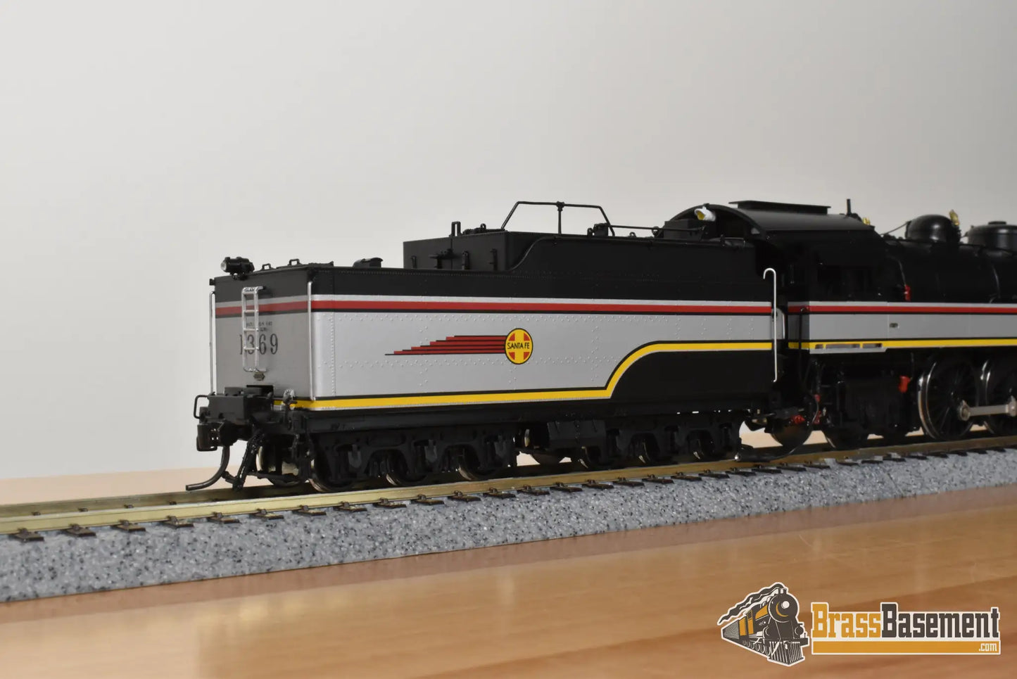 HO Brass - Coach Yard 1199.1.1 Santa Fe ATSF 4-6-2 Valley Flyer #1369 - Mint Steam