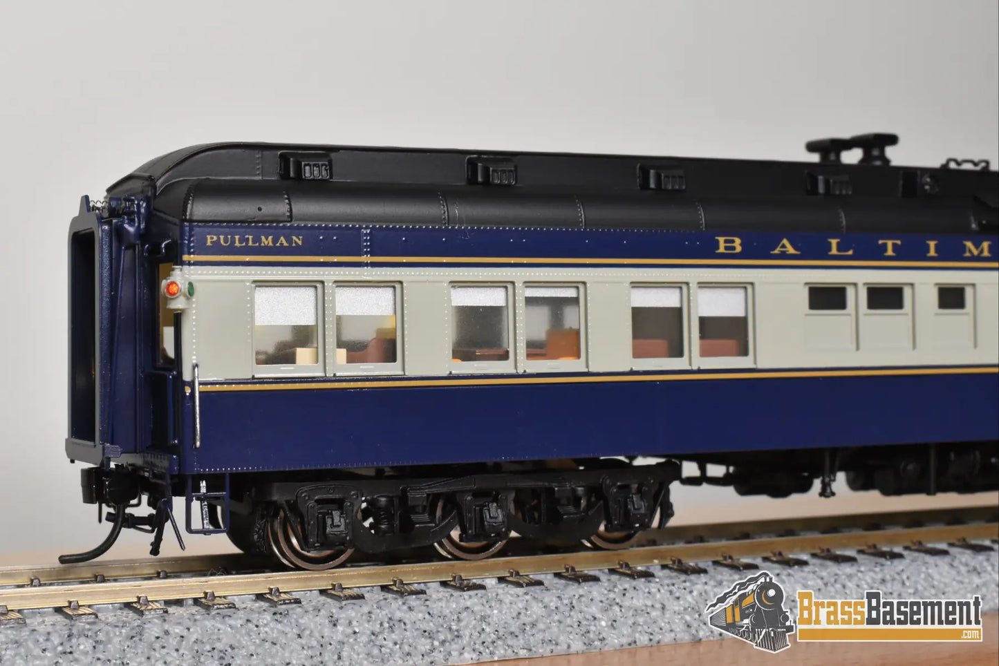 HO Brass - Coach Yard 1463D Baltimore & Ohio B&O 8 Section Restaurant Lounge Car - ’Creek Club’ - NEW Passenger