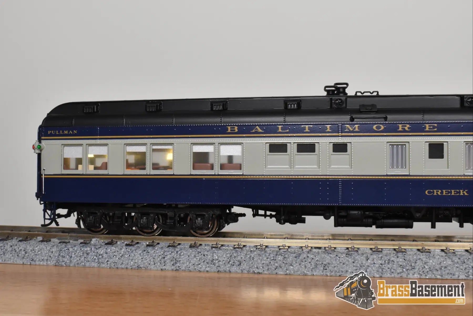 HO Brass - Coach Yard 1463D Baltimore & Ohio B&O 8 Section Restaurant Lounge Car - ’Creek Club’ - NEW Passenger