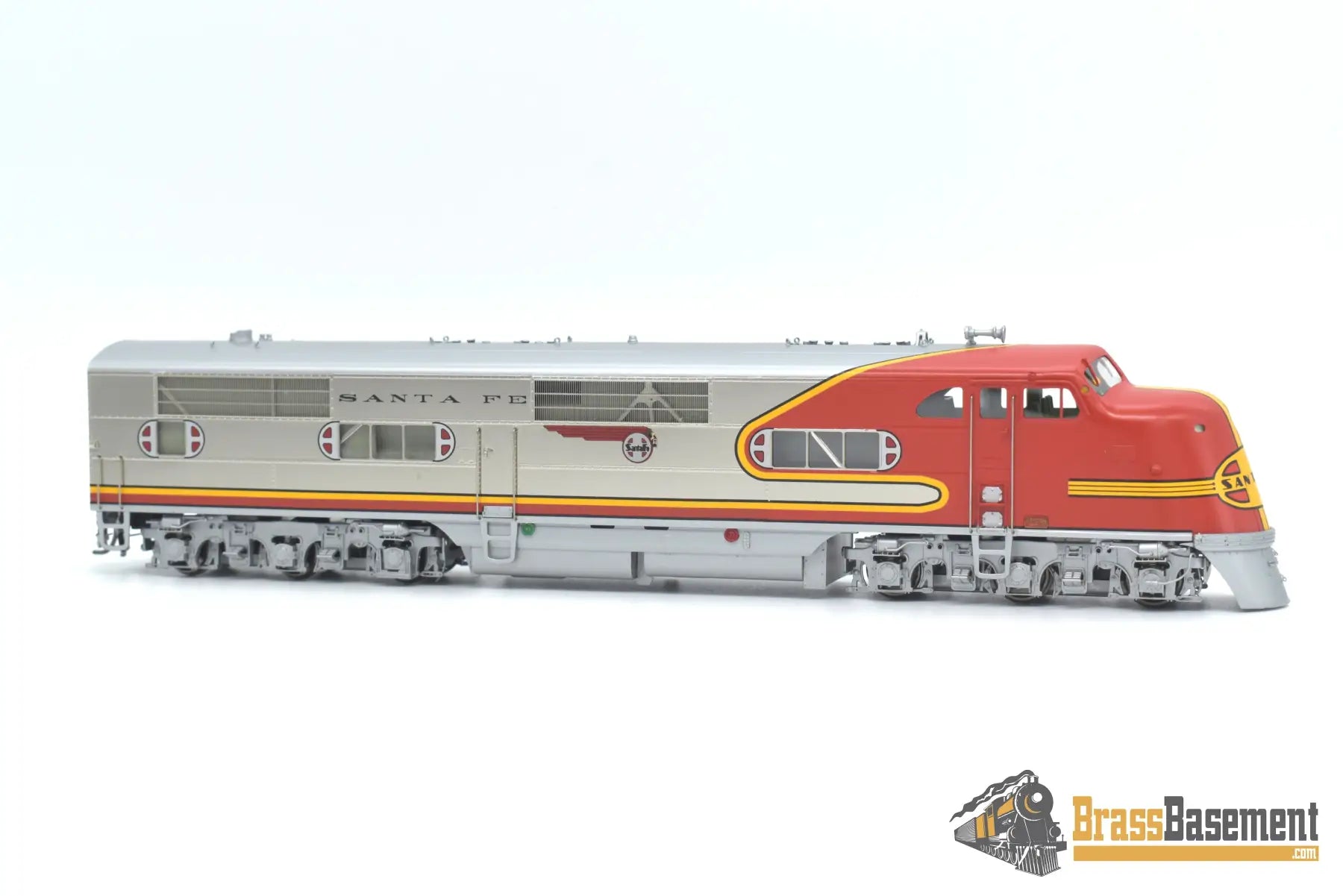 Ho Brass - Coach Yard 2002 Santa Fe E1 Diesel #2 - 9 Spectacular