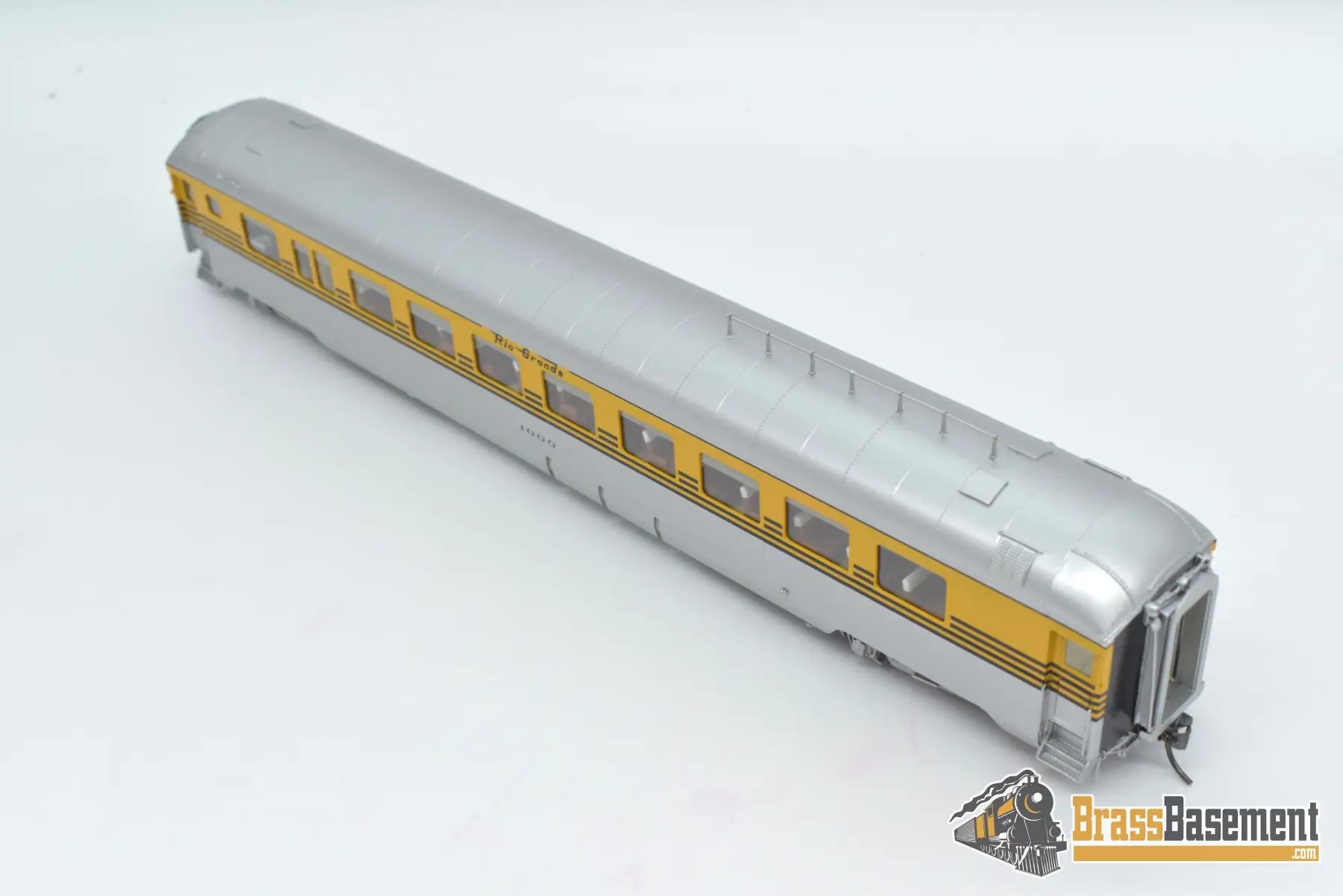 HO Brass DIV DP 1136 Denver & Rio Grande Western DRGW 1002 Prospector Coach - Grande Gold Passenger