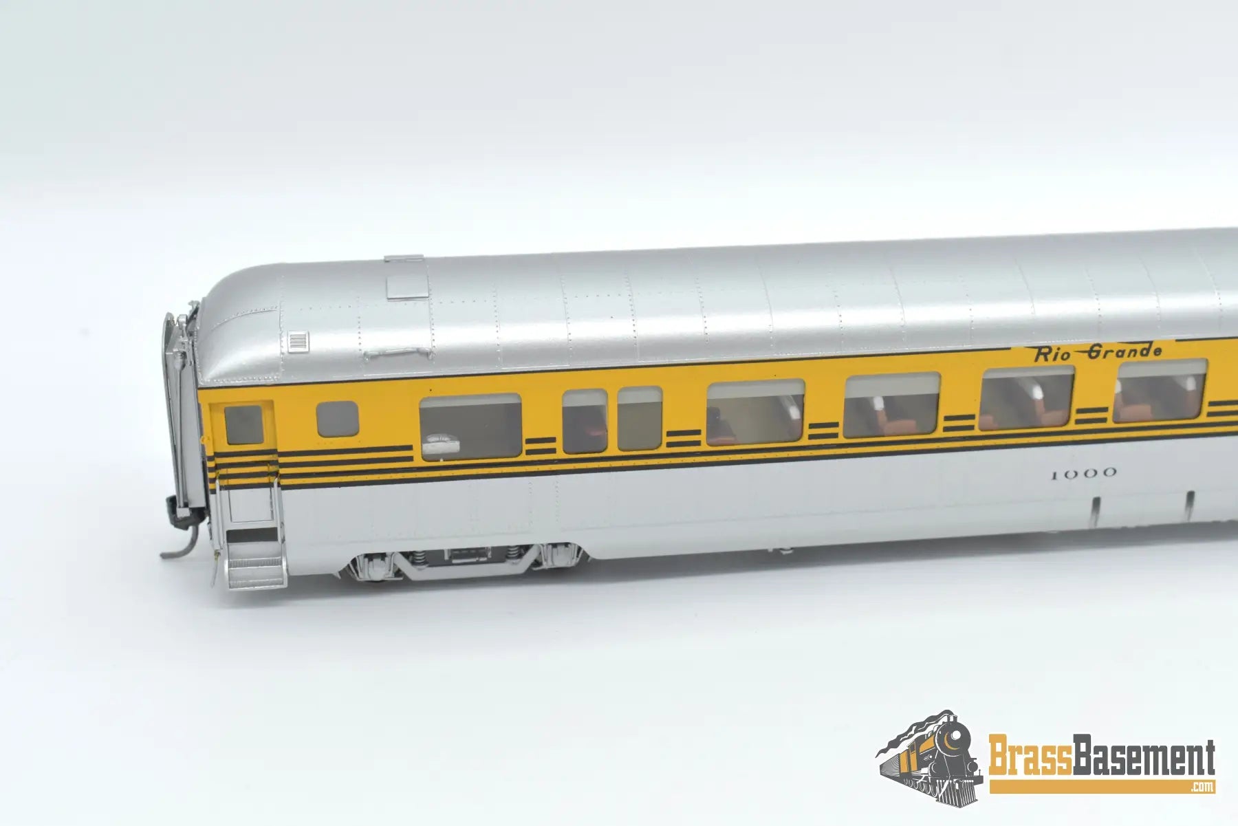 HO Brass DIV DP 1136 Denver & Rio Grande Western DRGW 1002 Prospector Coach - Grande Gold Passenger
