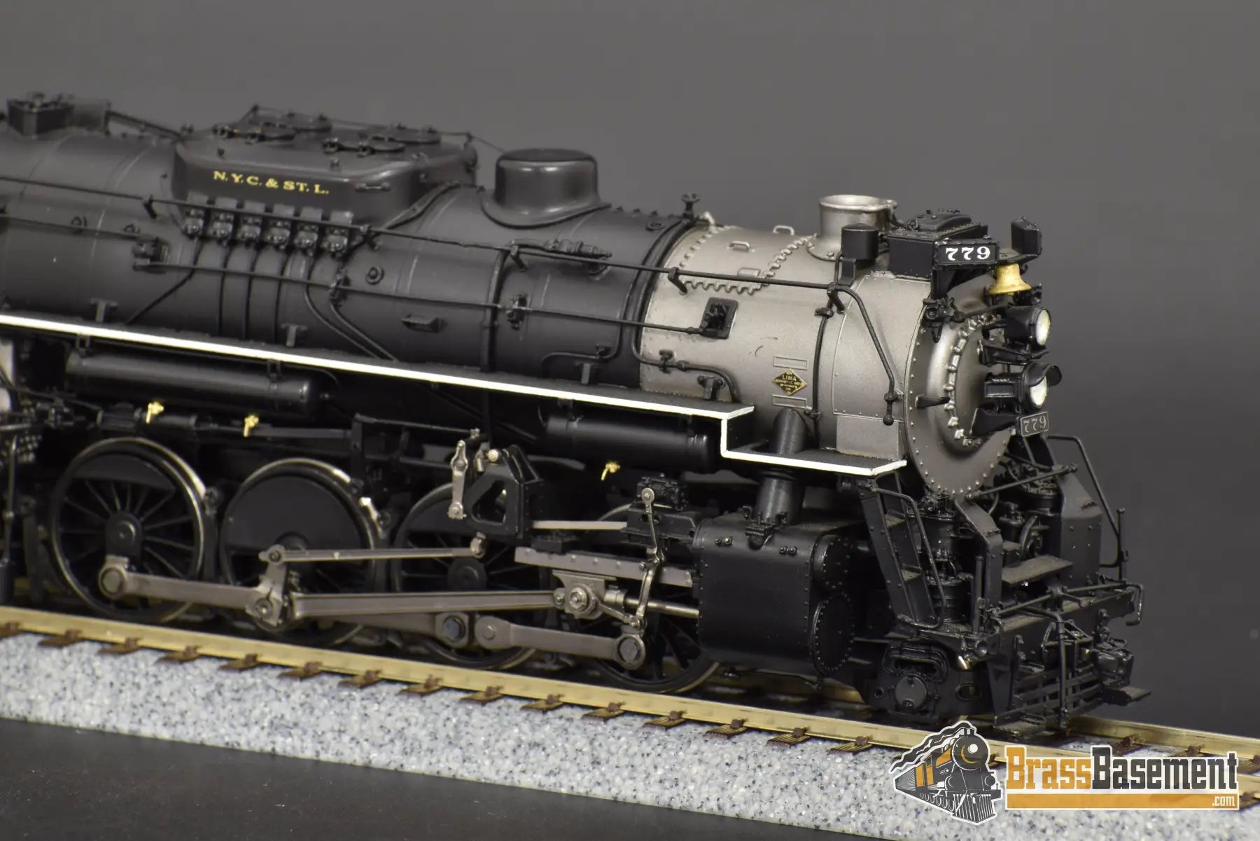 Ho Brass - Division Point Nickel Plate Road 2 - 8 - 4 Lima S - 3 Berkshire #779 Mint Factory Sample