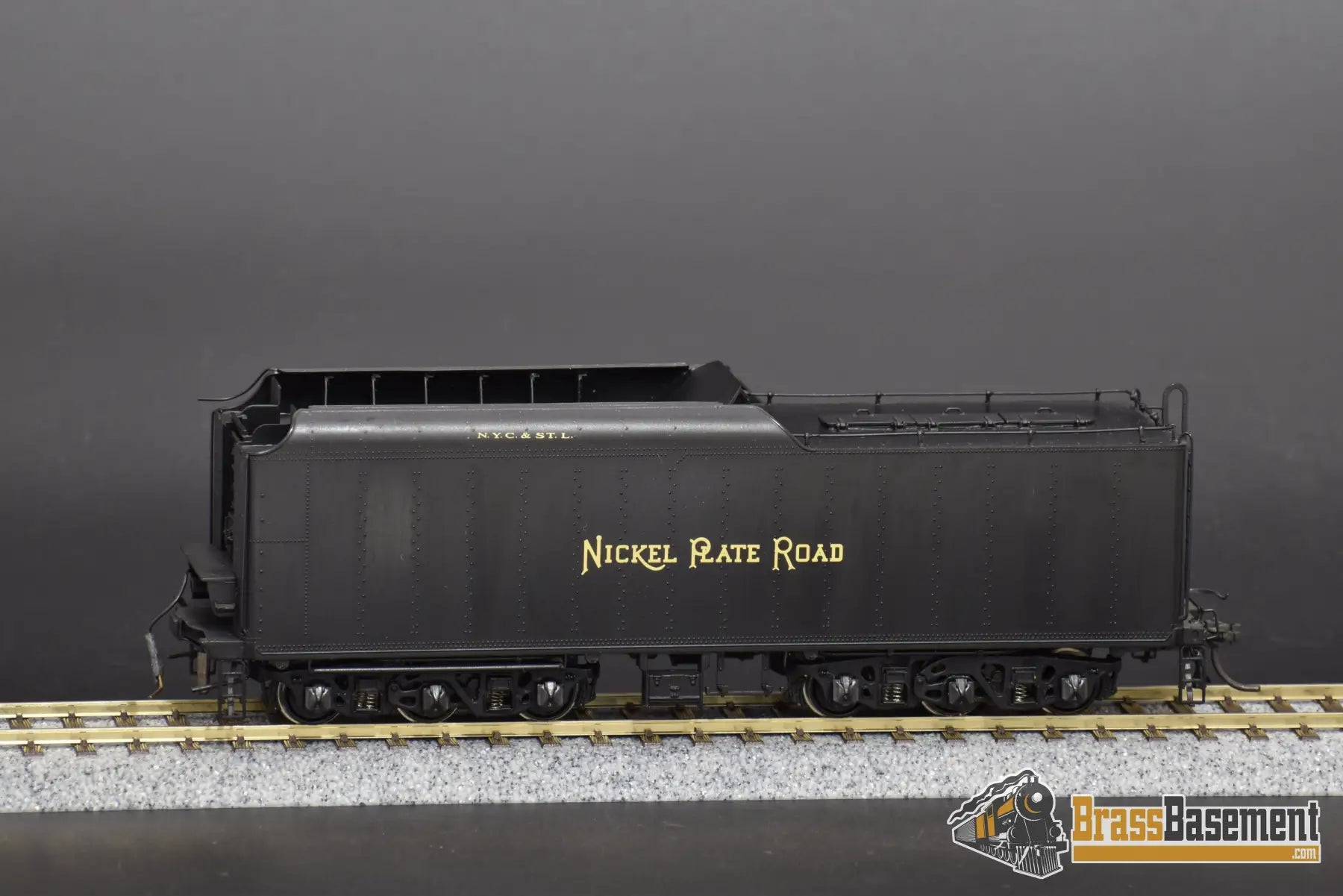 Ho Brass - Division Point Nickel Plate Road 2 - 8 - 4 Lima S - 3 Berkshire #779 Mint Factory Sample