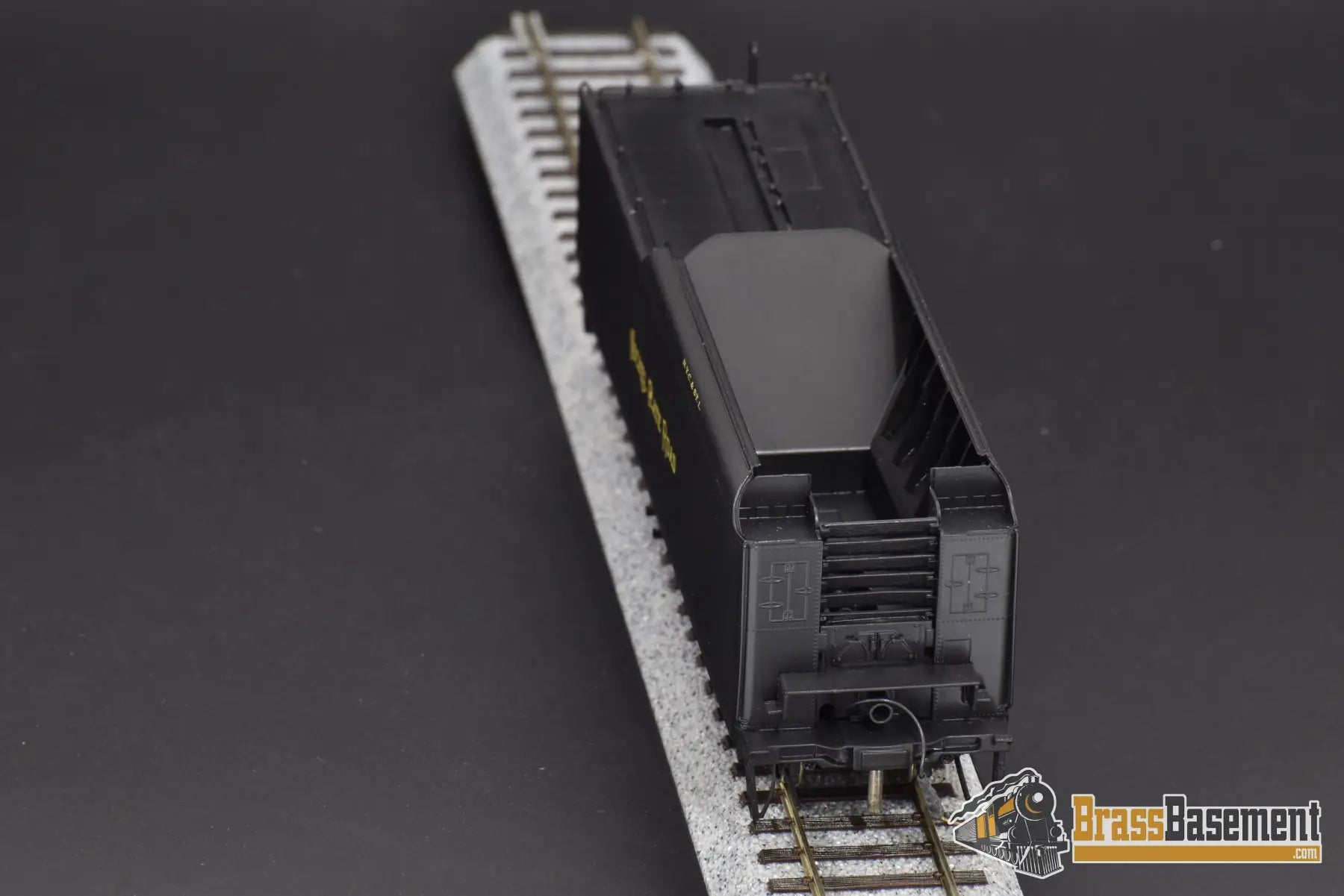 Ho Brass - Division Point Nickel Plate Road 2 - 8 - 4 Lima S - 3 Berkshire #779 Mint Factory Sample
