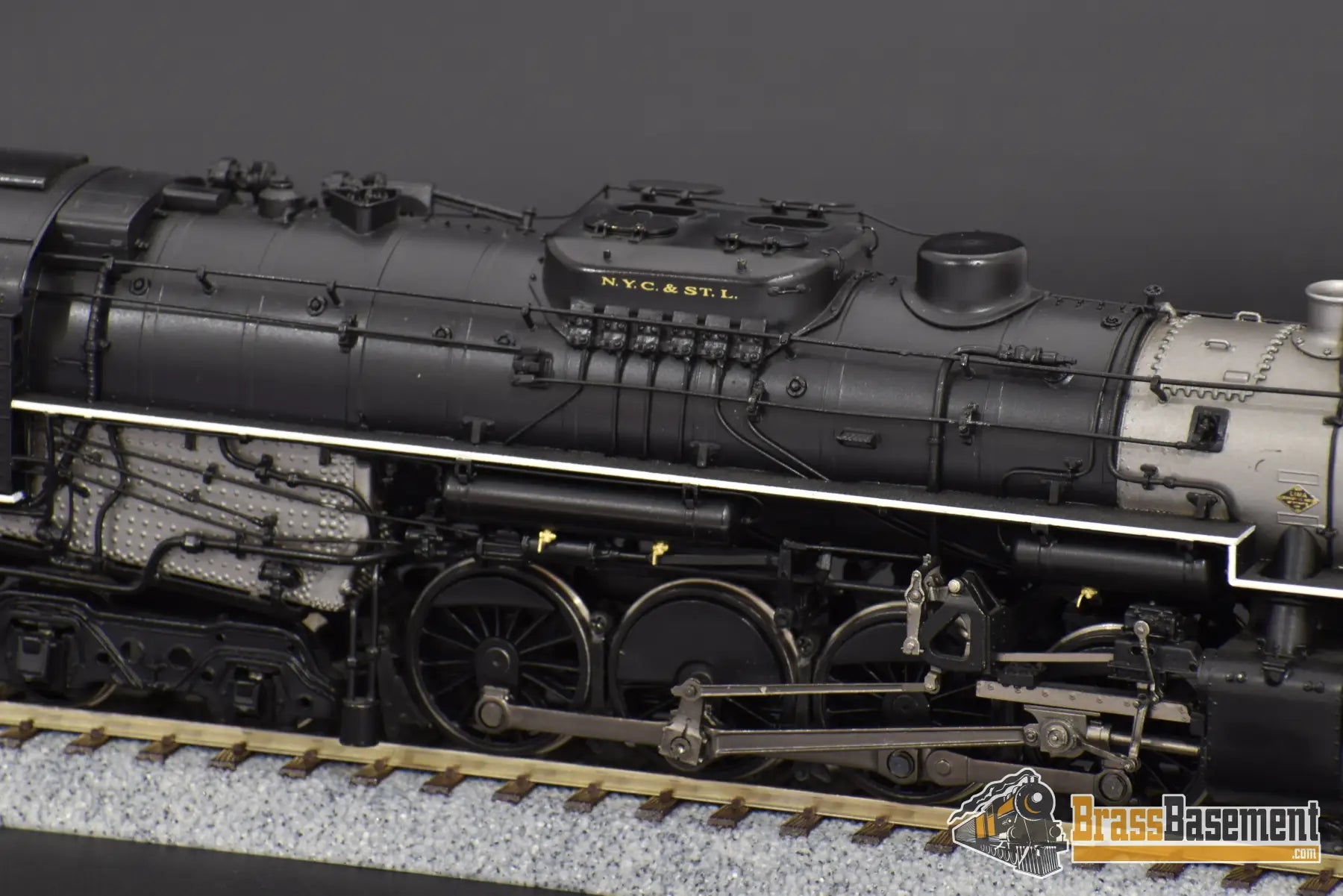 Ho Brass - Division Point Nickel Plate Road 2 - 8 - 4 Lima S - 3 Berkshire #779 Mint Factory Sample