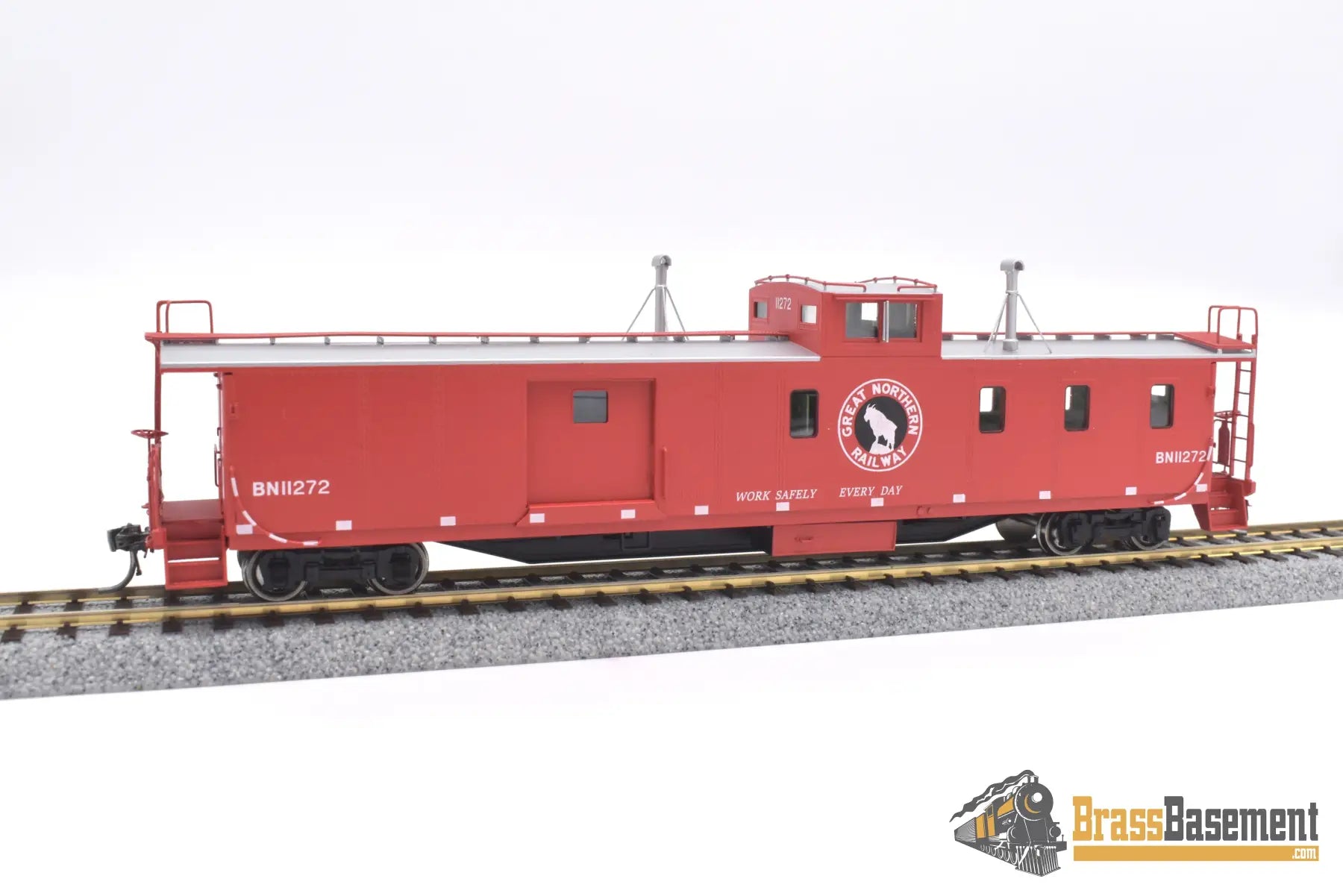 Ho Brass - Dp - 4385.10 Division Point Burlington Northern Bn ‘Hutch’ Baggage - Caboose New Caboose