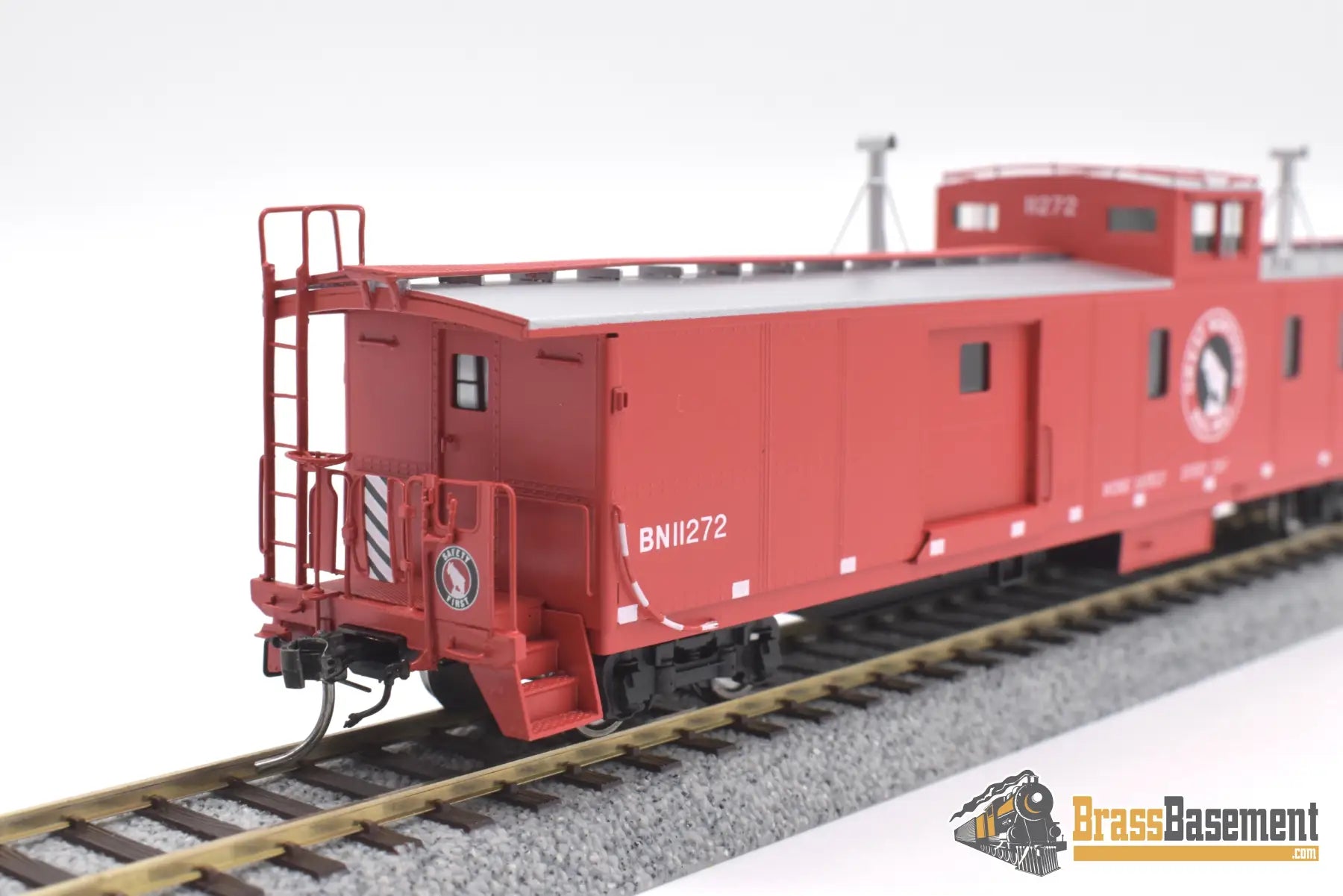 Ho Brass - Dp - 4385.10 Division Point Burlington Northern Bn ‘Hutch’ Baggage - Caboose New Caboose