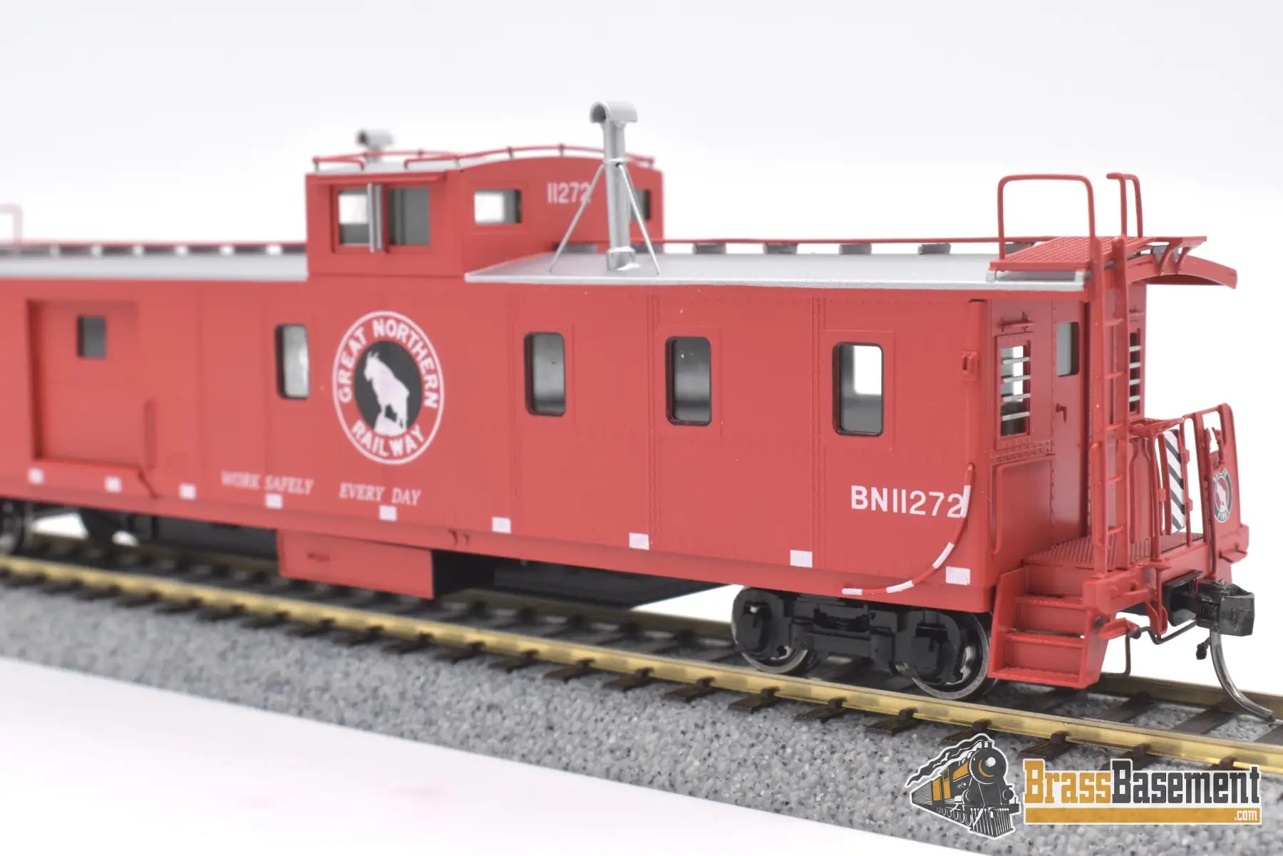 Ho Brass - Dp - 4385.10 Division Point Burlington Northern Bn ‘Hutch’ Baggage - Caboose New Caboose