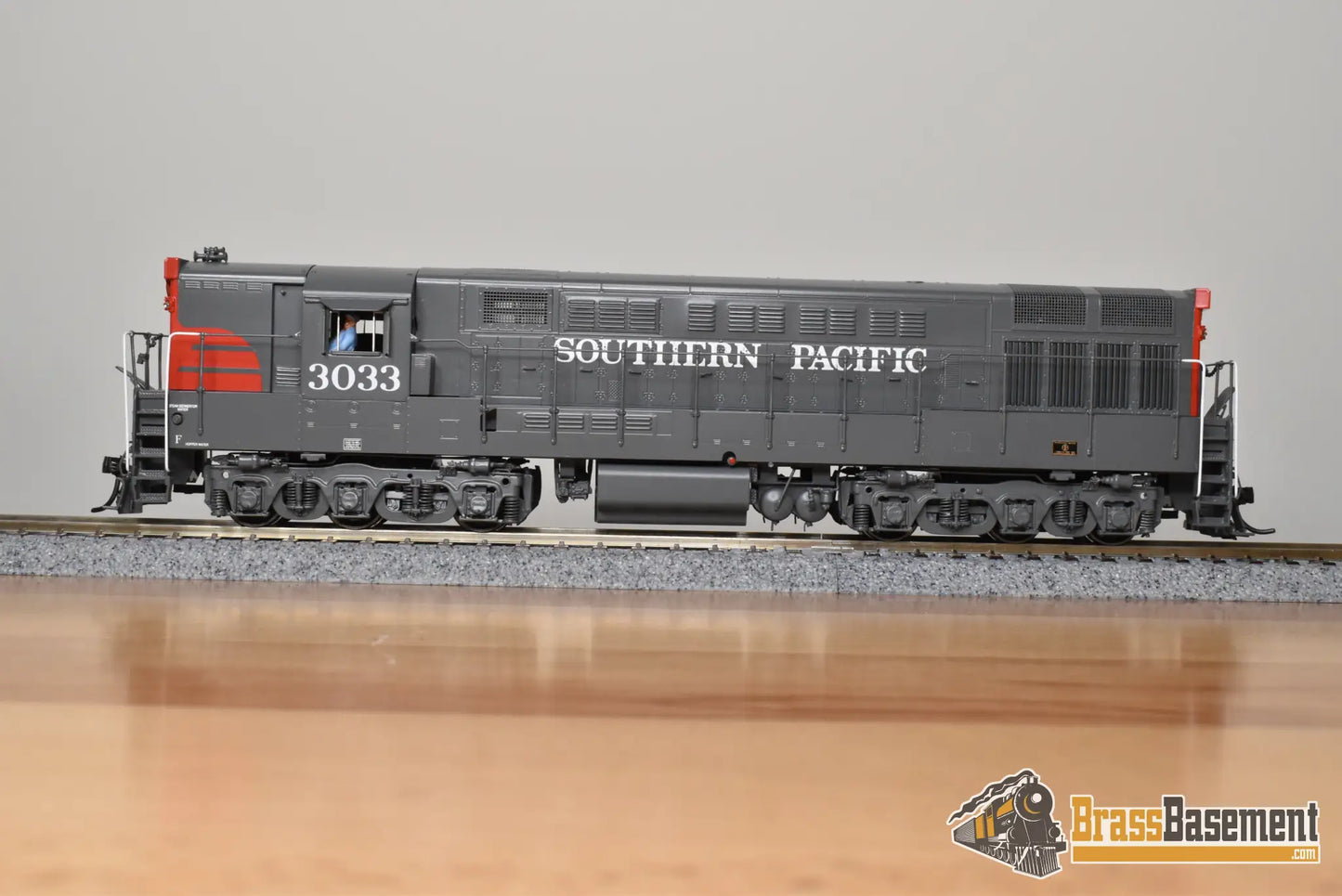HO Brass - DP-704D Division Point Southern Pacific Trainmaster H-24-66 PH2 #3033 - F/P Diesel