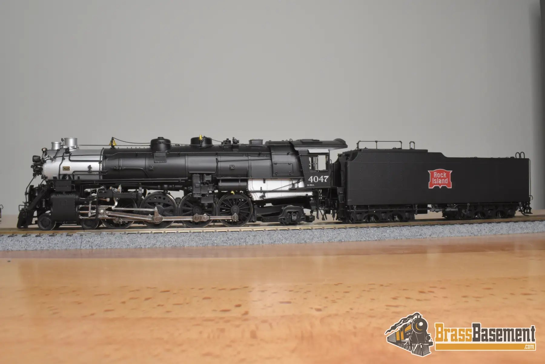 HO Brass - DP-7231 Division Point Rock Island CRI&P M-50a 4-8-2 #4047 Oil - Factory Paint Diesel