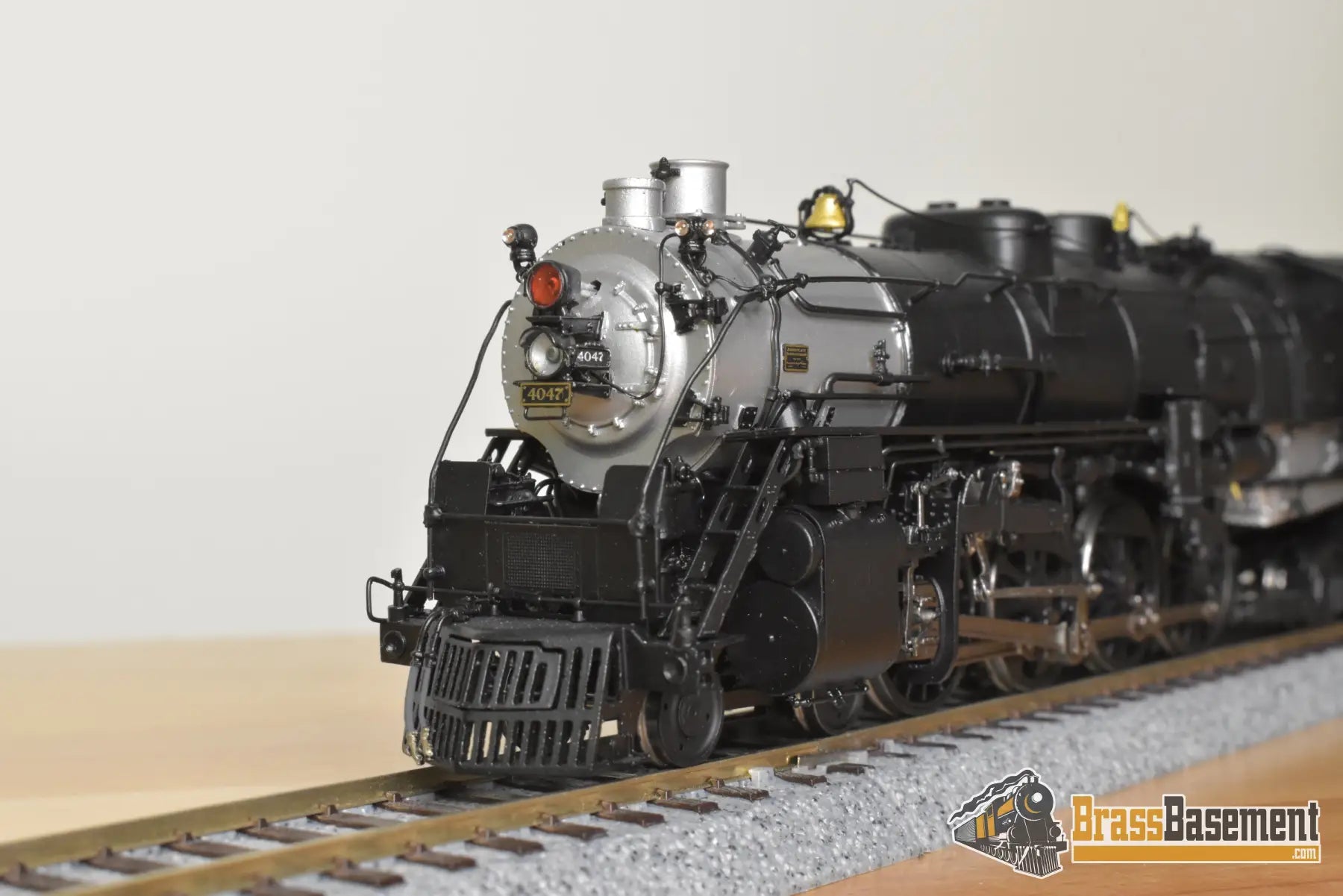 HO Brass - DP-7231 Division Point Rock Island CRI&P M-50a 4-8-2 #4047 Oil - Factory Paint Diesel