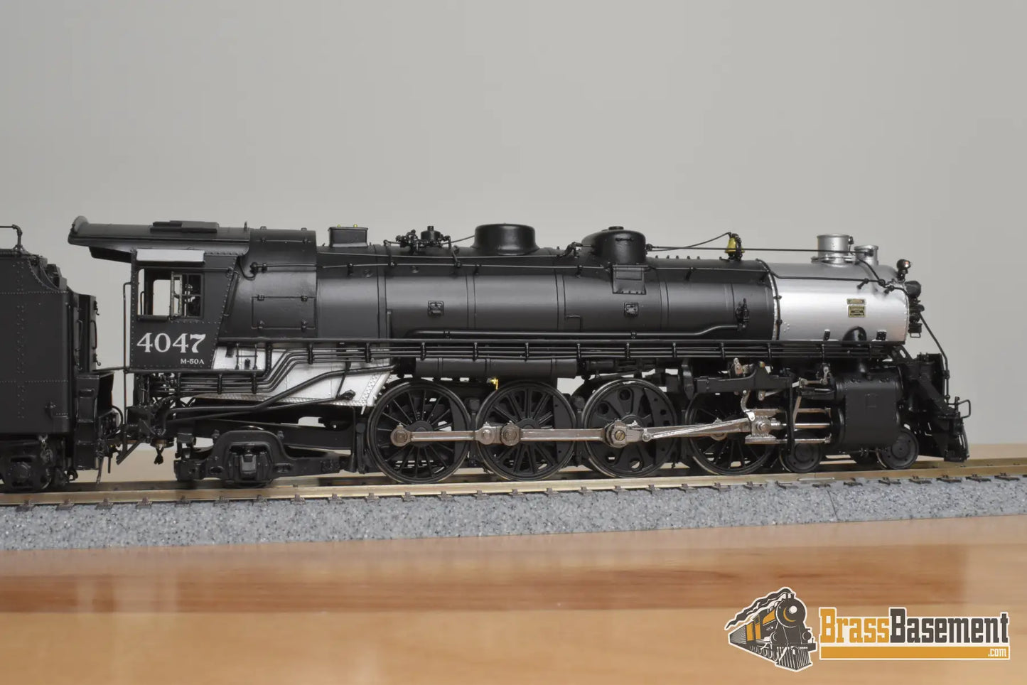 HO Brass - DP-7231 Division Point Rock Island CRI&P M-50a 4-8-2 #4047 Oil - Factory Paint Diesel