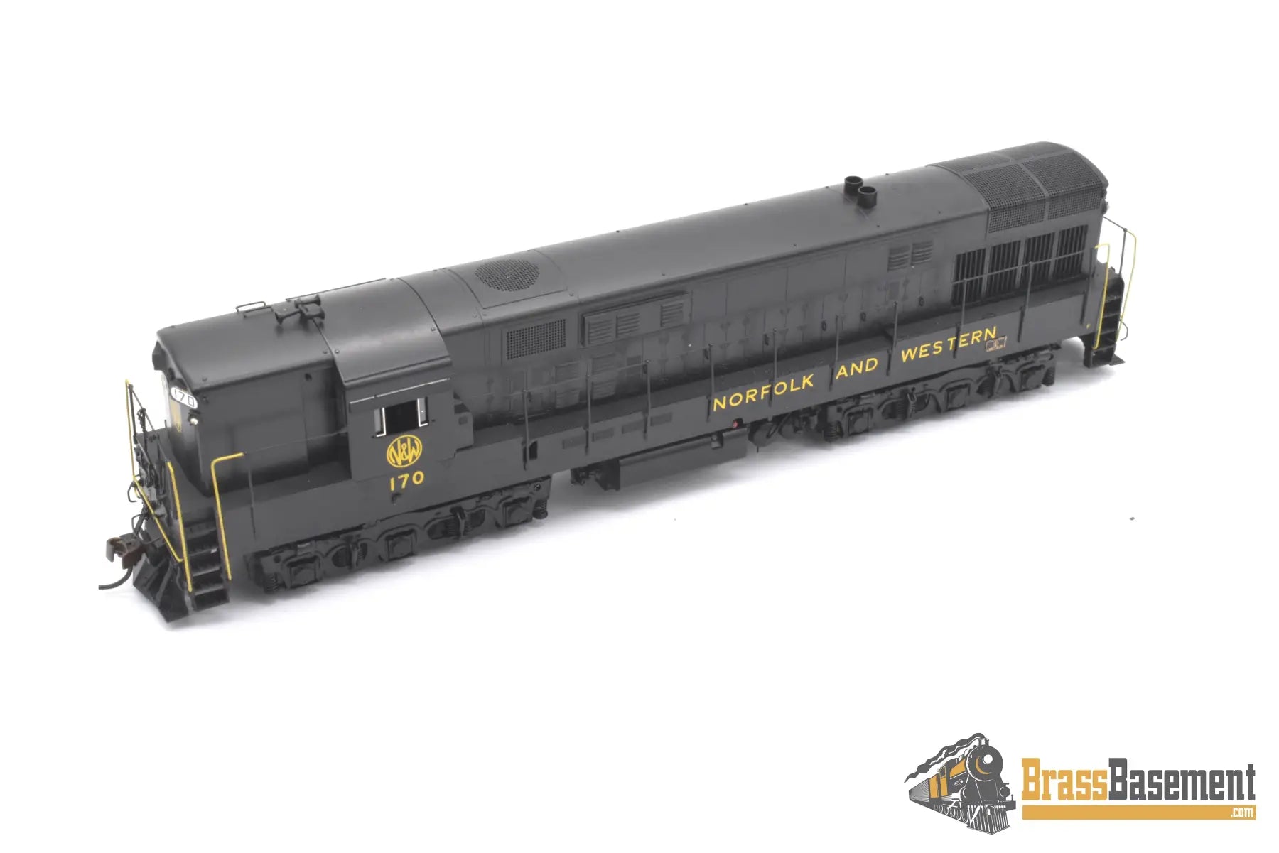 Ho Brass - Dp - Division Point Norfolk And Western Trainmaster Ph2 #170 Factory Paint Diesel