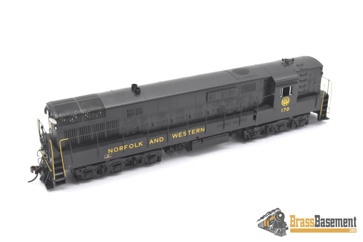 Ho Brass - Dp - Division Point Norfolk And Western Trainmaster Ph2 #170 Factory Paint Diesel
