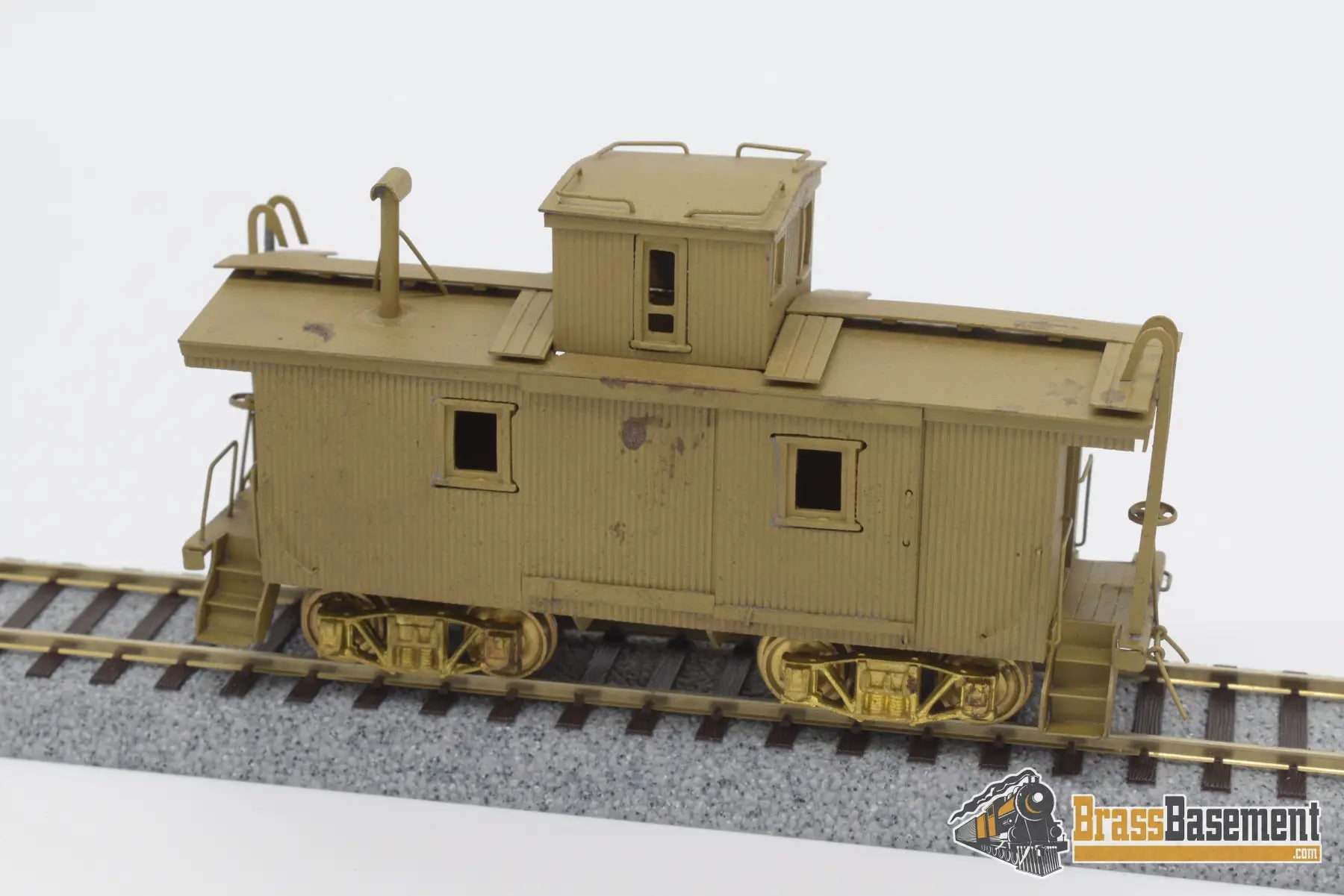 Ho Brass - Far East Division Caboose Side Door W/ Archbar Trucks