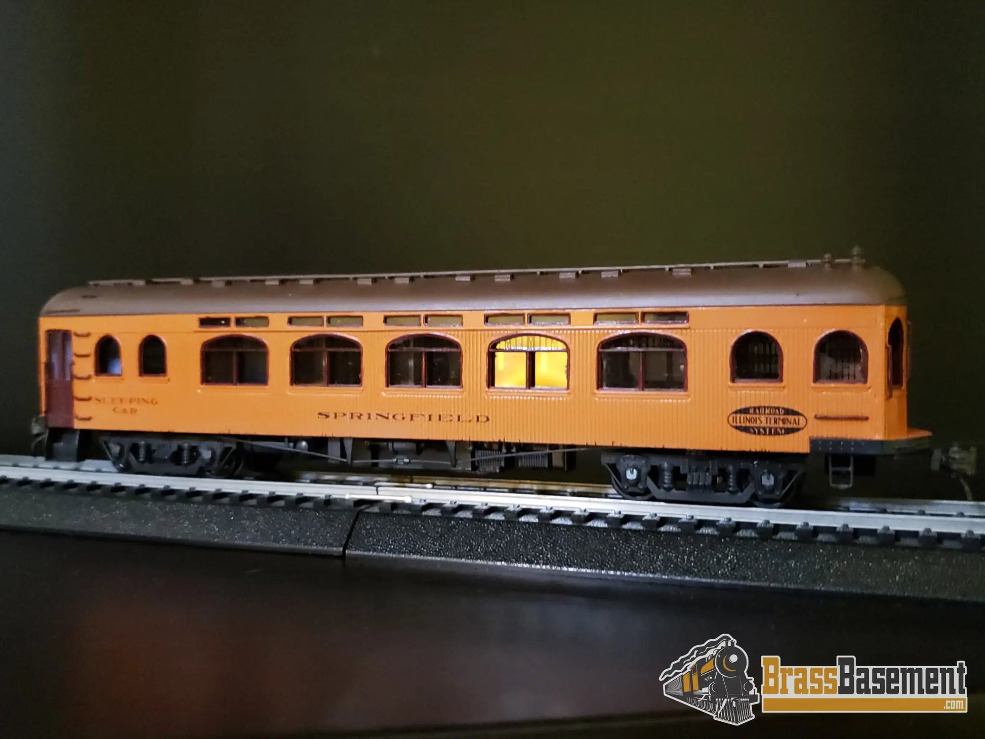 Budget Brass - HO GHB Illinois Traction ’The Owl’ Trailer Sleeper ’Springfield’ - Painted