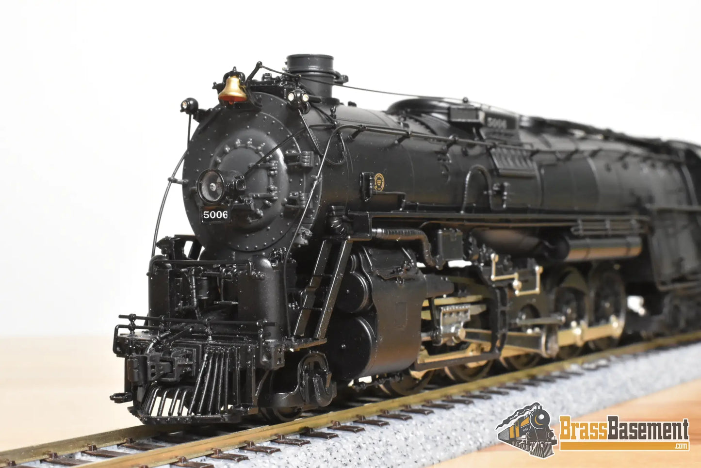 HO Brass - Hallmark 069D ATSF Santa Fe 2-10-4 #5006 - Samhongsa FP Commonwealth Tender Truck - Steam