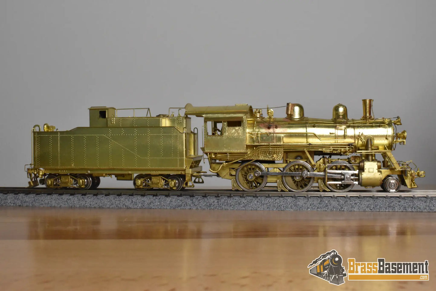 HO Brass - Hallmark Missouri Kansas Texas MKT 2-6-0 J-5 Mogul - Unpainted - Ajin Mint - Steam