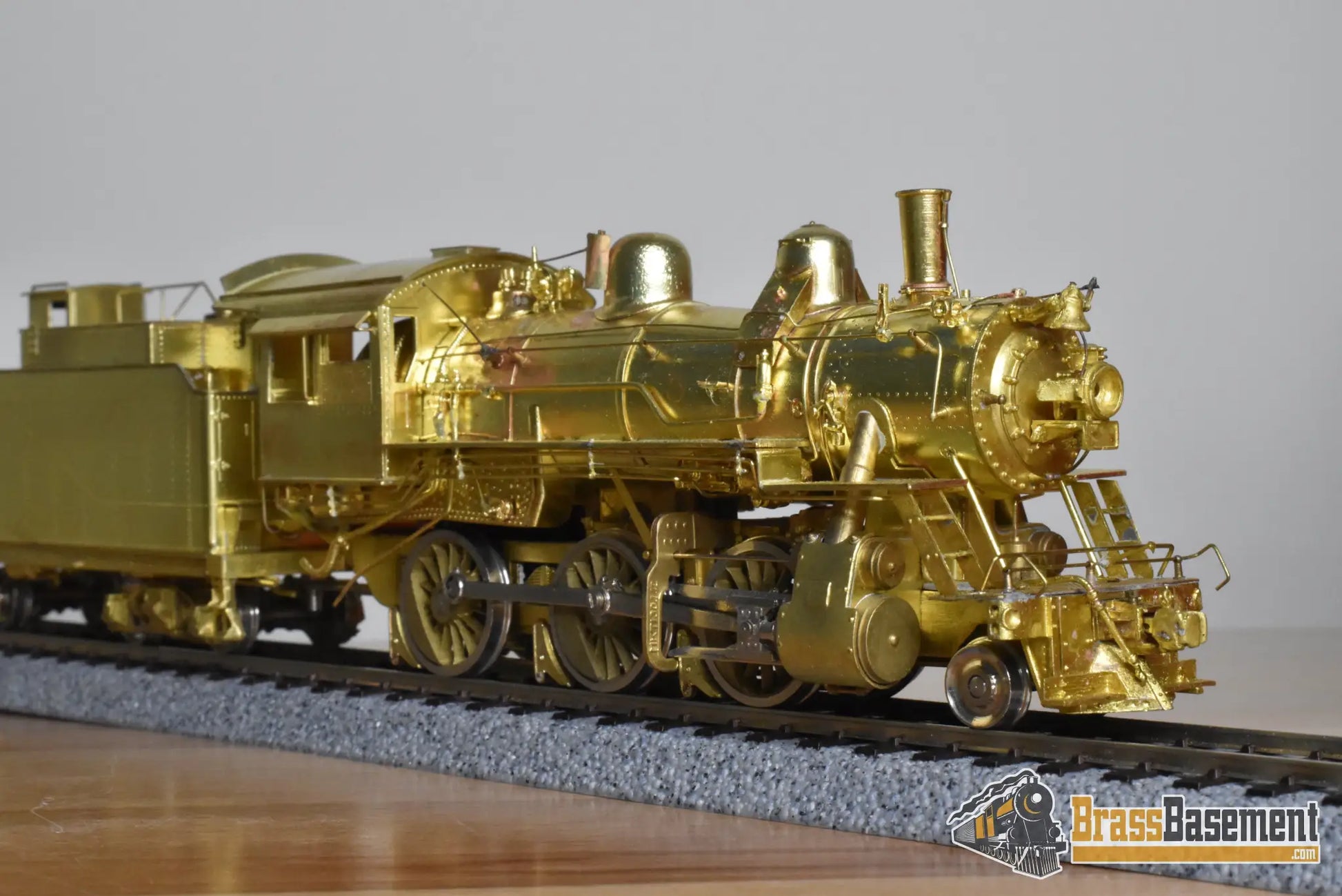 HO Brass - Hallmark Missouri Kansas Texas MKT 2-6-0 J-5 Mogul - Unpainted - Ajin Mint - Steam