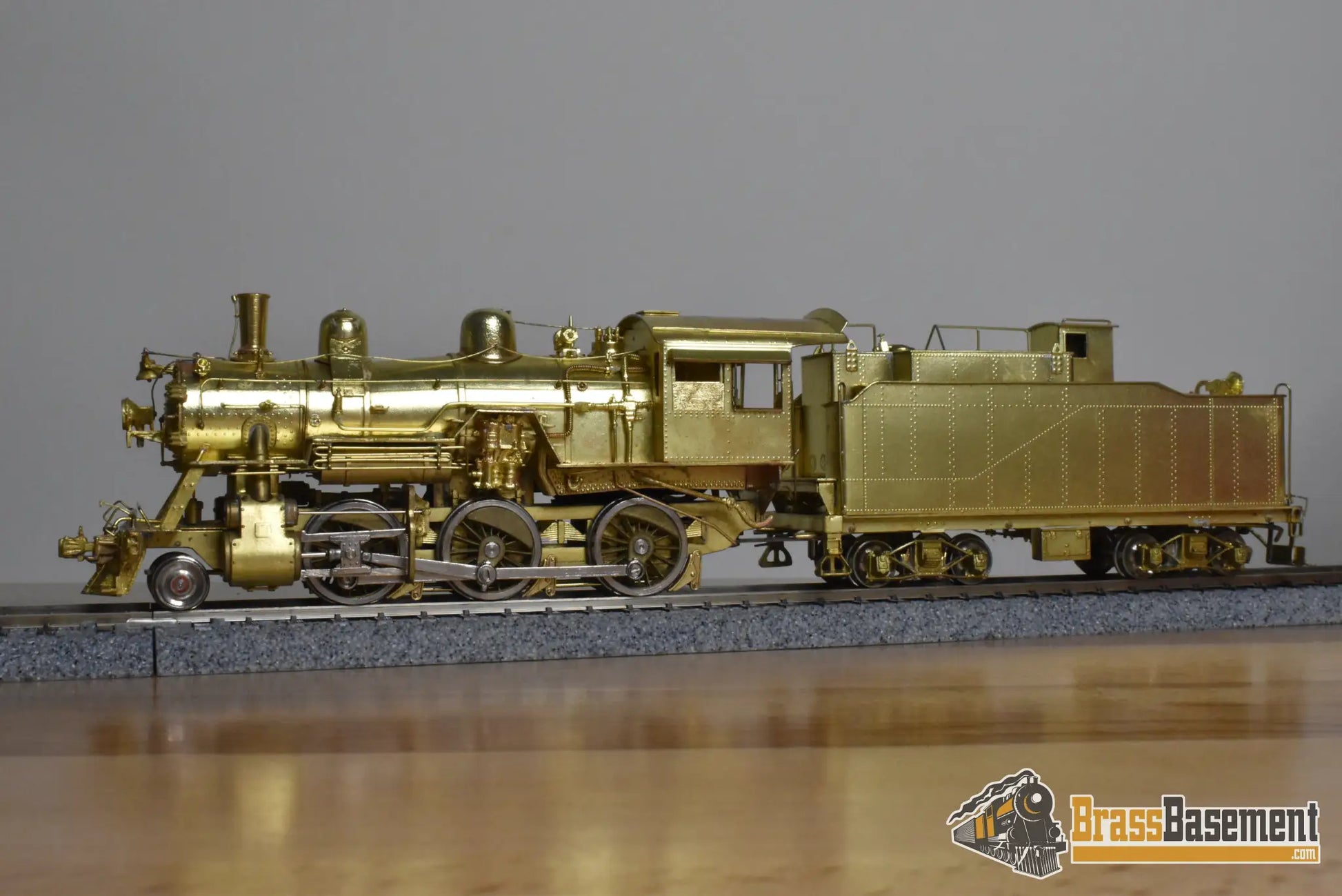 HO Brass - Hallmark Missouri Kansas Texas MKT 2-6-0 J-5 Mogul - Unpainted - Ajin Mint - Steam