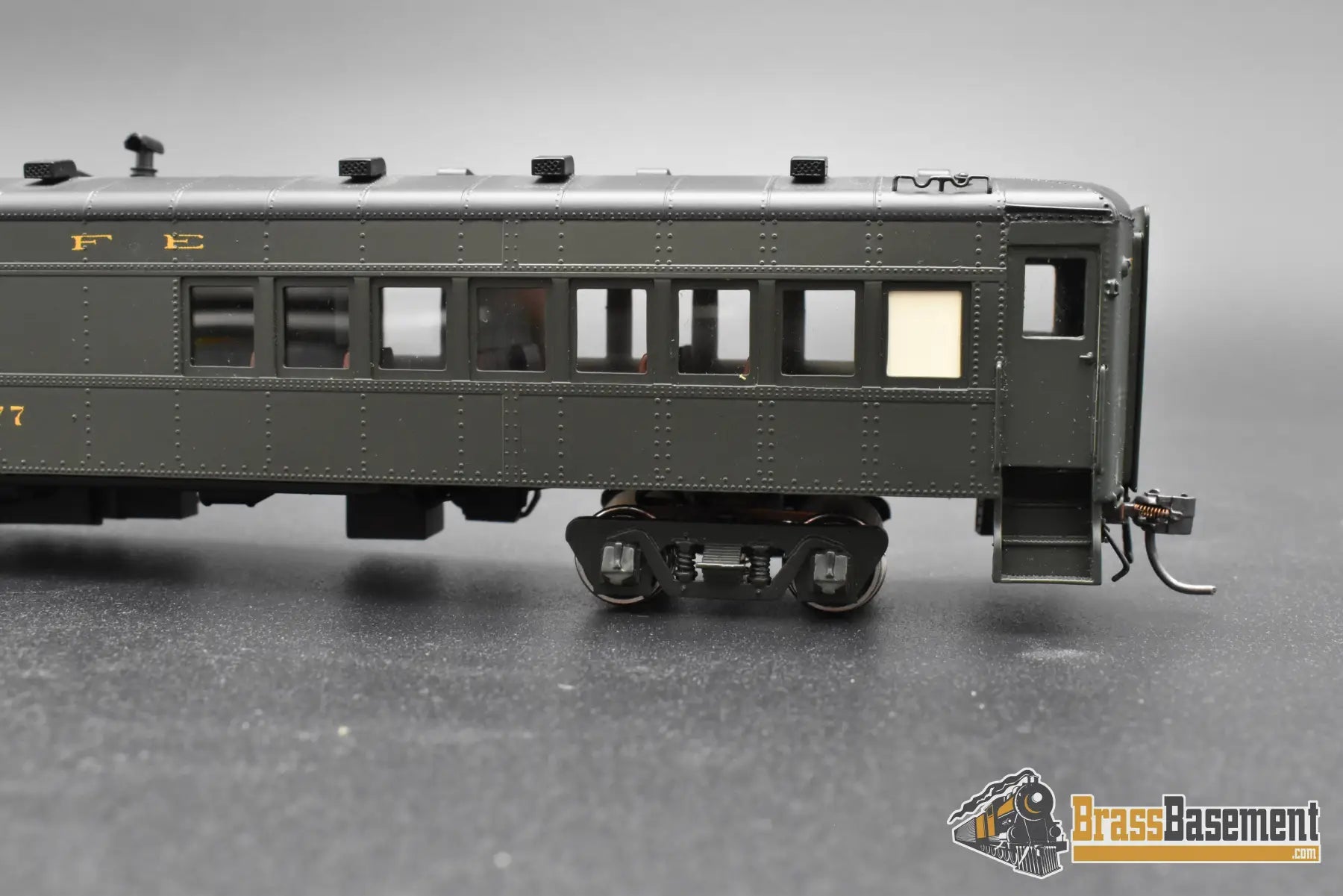 HO Brass – Key Imports Santa Fe ATSF EMD Motor Car M-177 – FP – Zebra Stripe – Mint Passenger