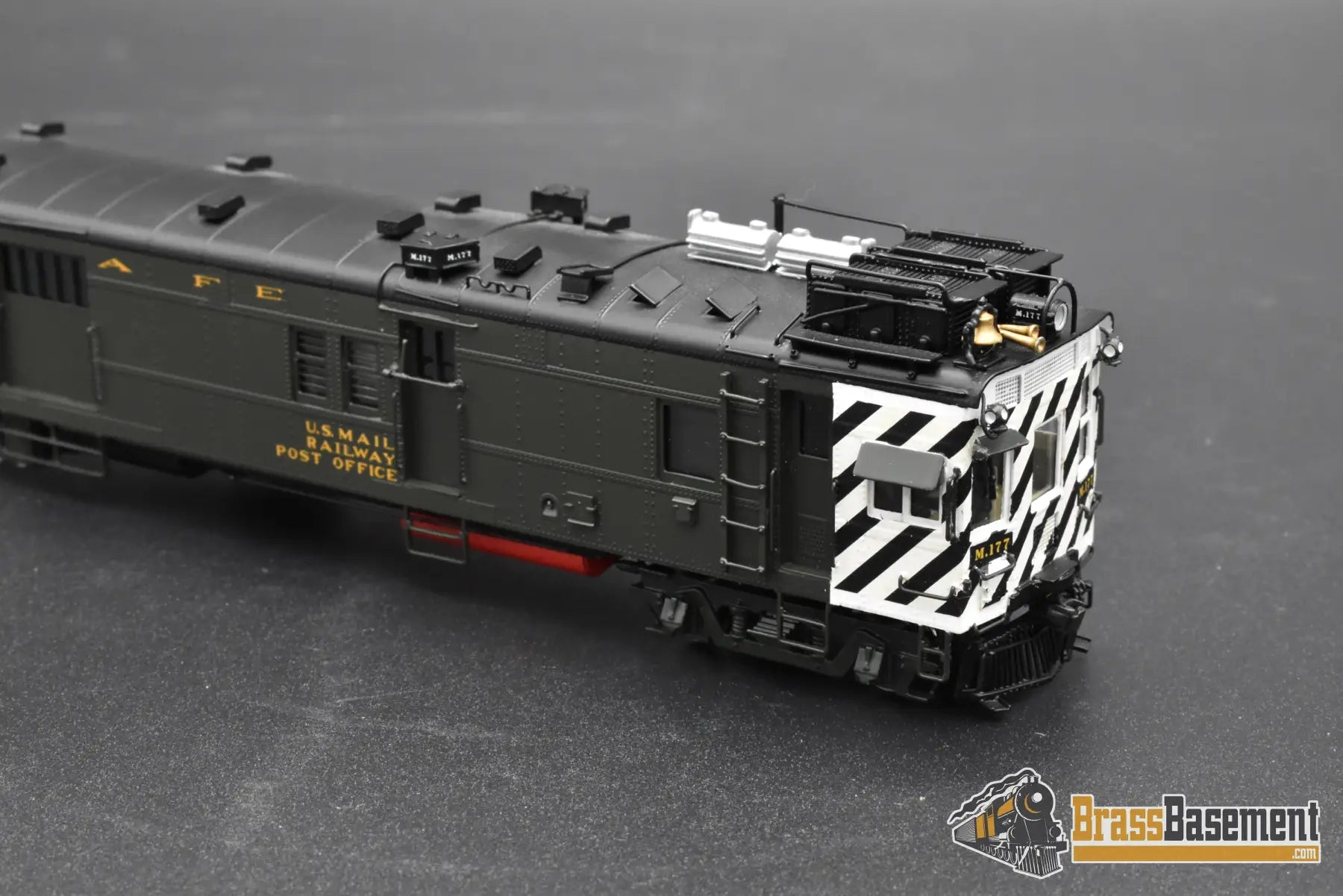 HO Brass – Key Imports Santa Fe ATSF EMD Motor Car M-177 – FP – Zebra Stripe – Mint Passenger