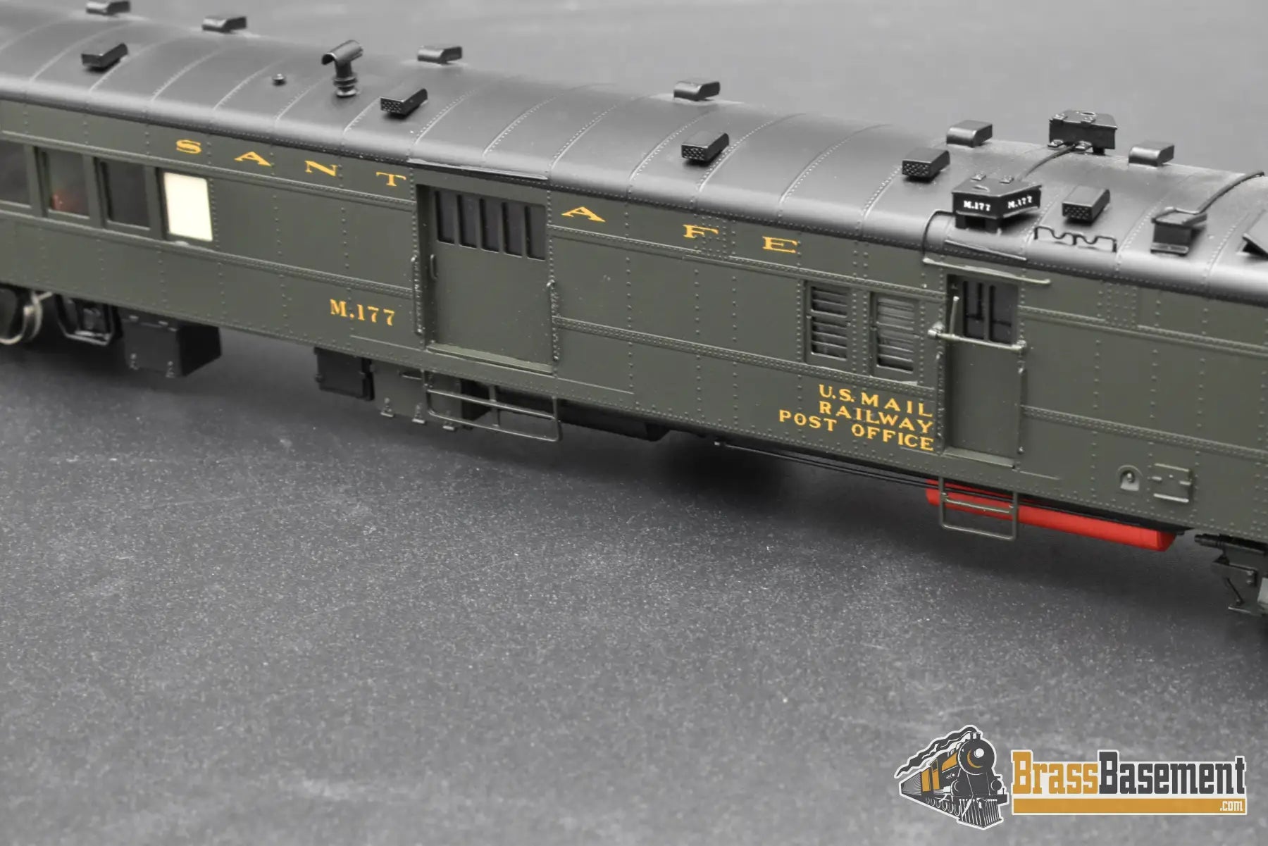HO Brass – Key Imports Santa Fe ATSF EMD Motor Car M-177 – FP – Zebra Stripe – Mint Passenger