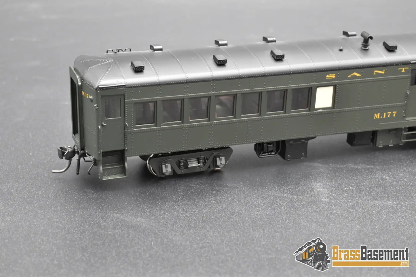 HO Brass – Key Imports Santa Fe ATSF EMD Motor Car M-177 – FP – Zebra Stripe – Mint Passenger