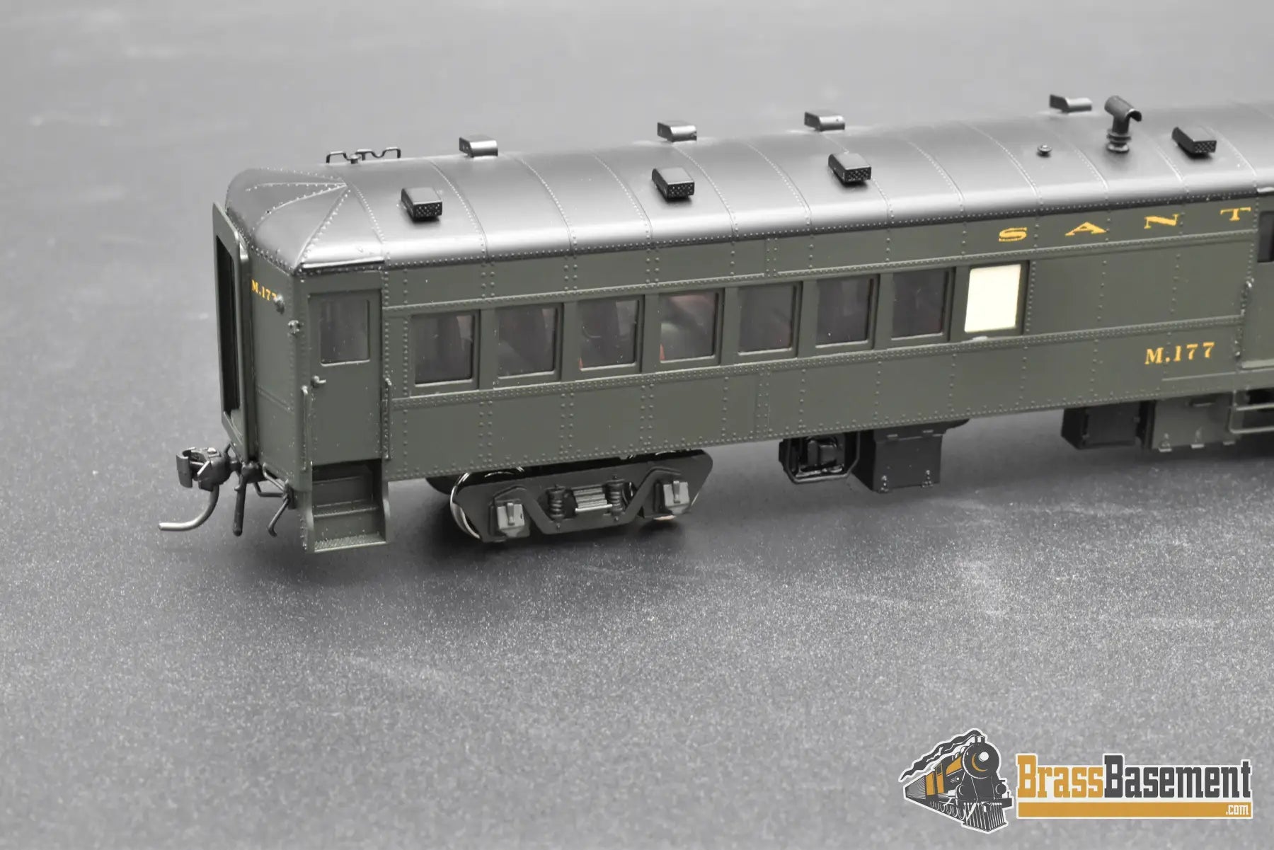 HO Brass – Key Imports Santa Fe ATSF EMD Motor Car M-177 – FP – Zebra Stripe – Mint Passenger