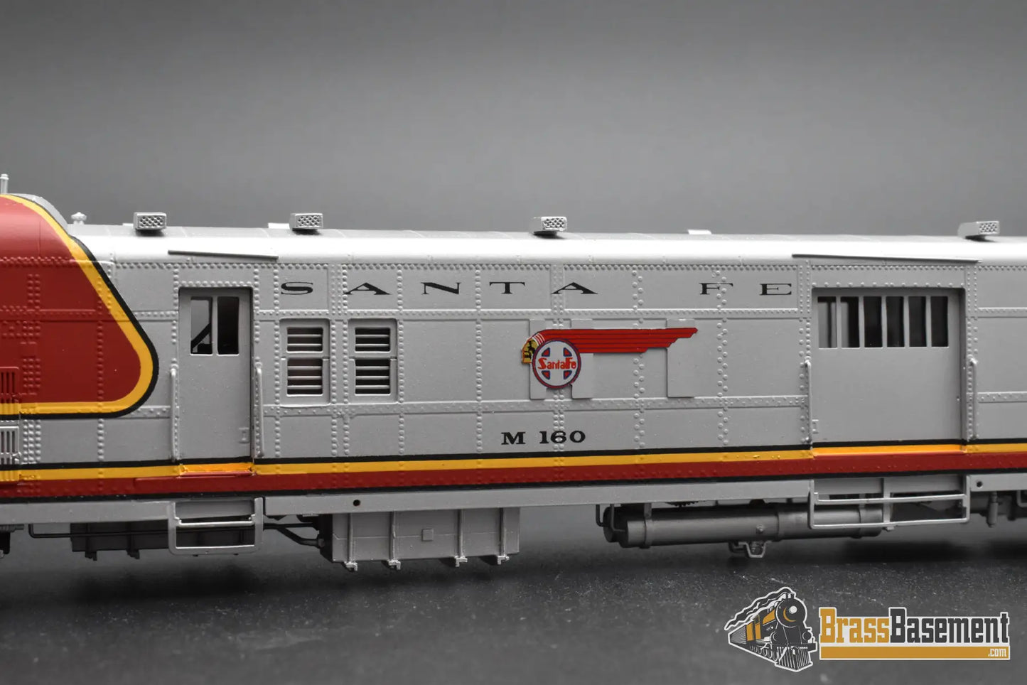 HO Brass - Key Santa Fe M-160 Motor-Car Doodlebug ’Warbonnet’ Post 1962 - FM Korea - FP Passenger