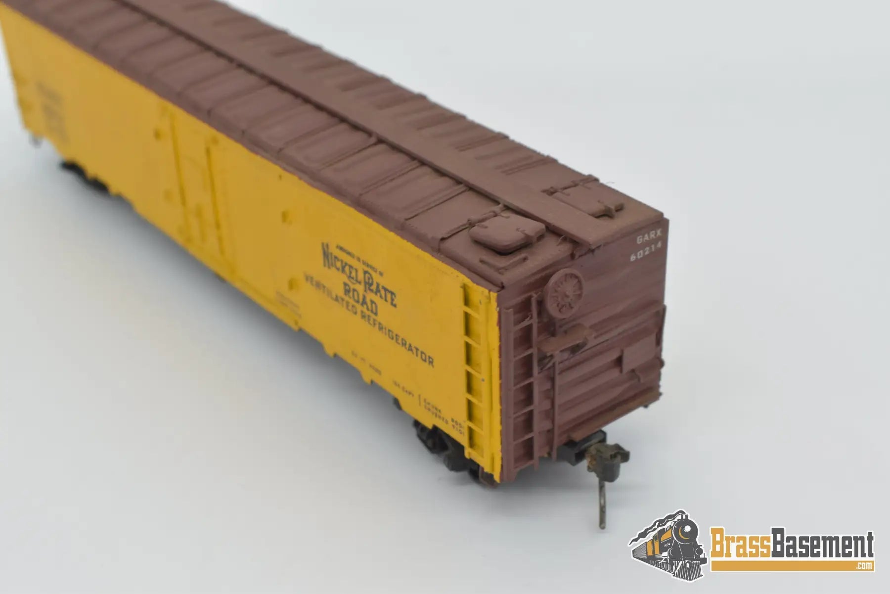 Ho Brass - Max Gray Nickel Plate Reefer Custom Paint Freight