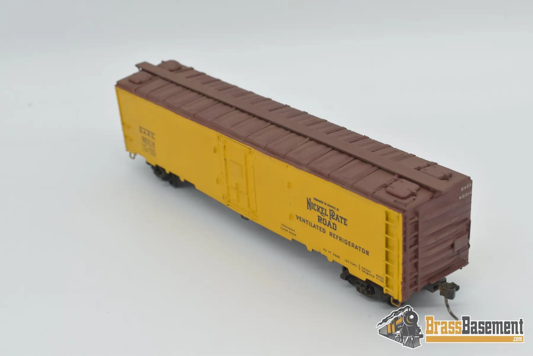 Ho Brass - Max Gray Nickel Plate Reefer Custom Paint Freight