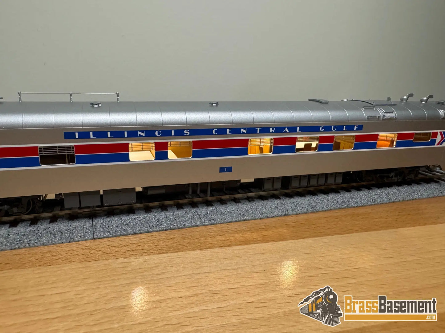 HO Brass - NBL Illinois Central Gulf ICG Business car #1 Version 6c FP Amtrak Paint - NEW Passenger