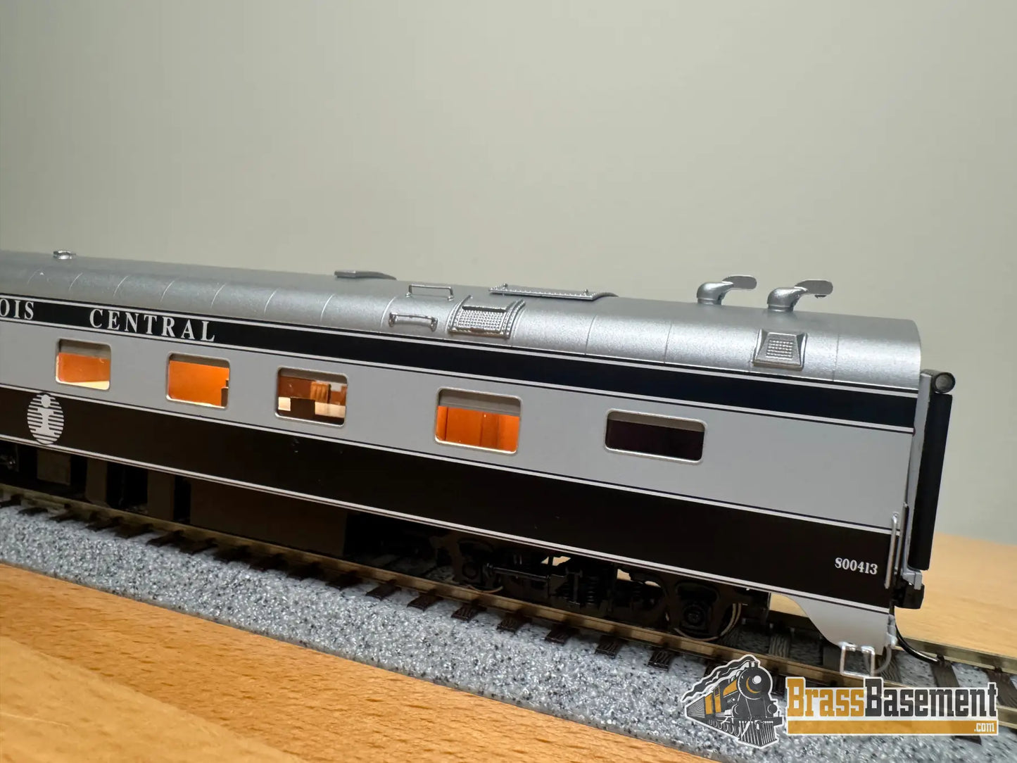 HO Brass - NBL Illinois Central IC Business car #1 Version 6d FP Death Star Paint - NEW Passenger