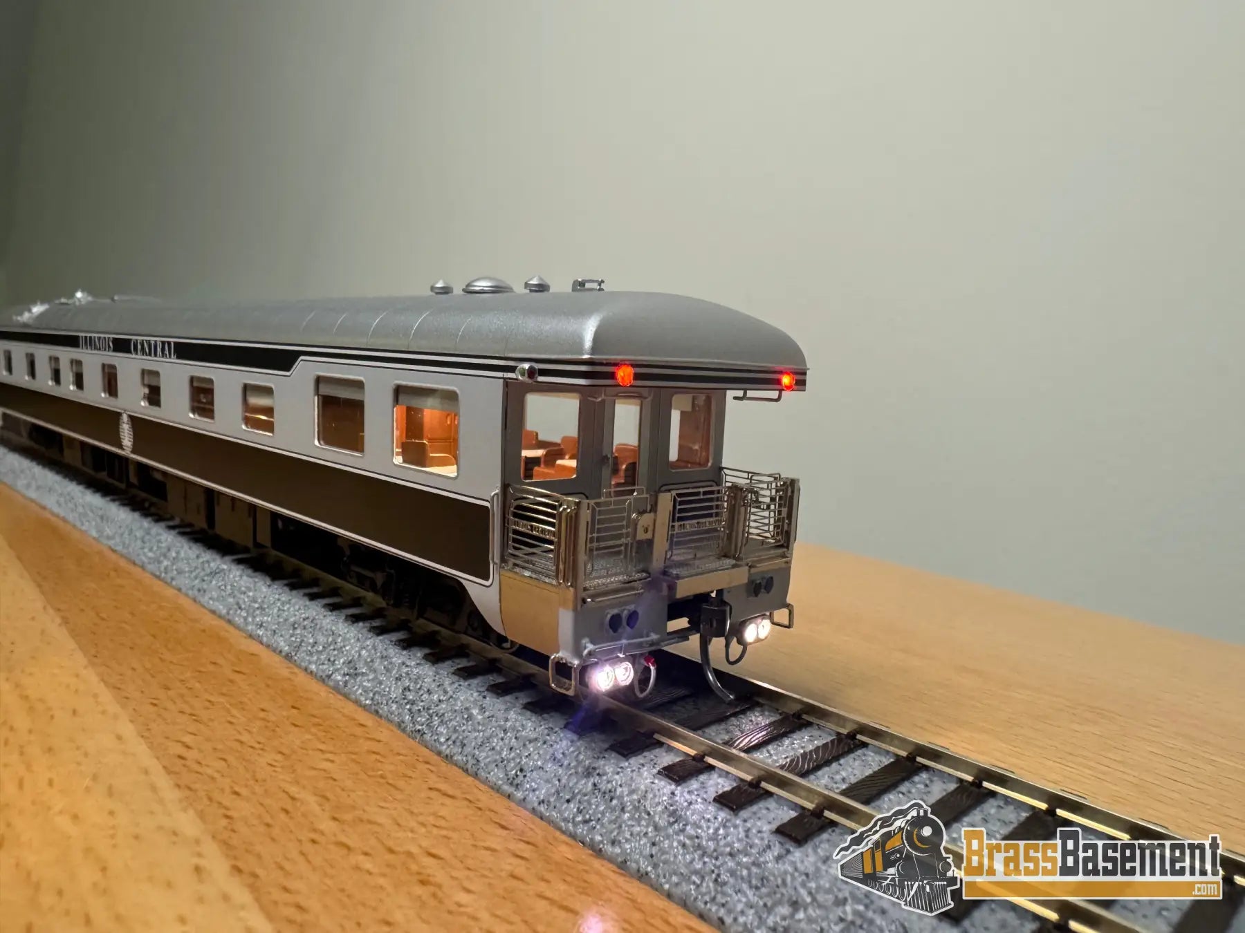 HO Brass - NBL Illinois Central IC Business car #1 Version 6d FP Death Star Paint - NEW Passenger