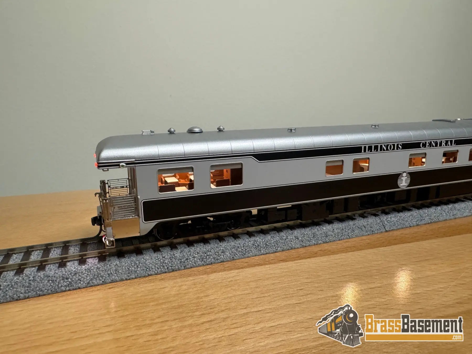 HO Brass - NBL Illinois Central IC Business car #1 Version 6d FP Death Star Paint - NEW Passenger