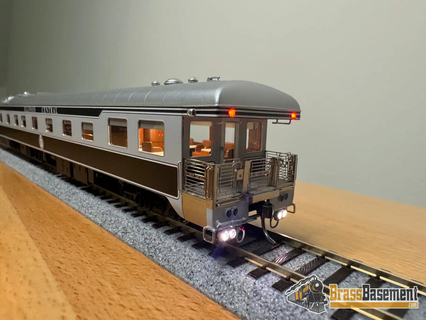 HO Brass - NBL Illinois Central IC Business car #1 Version 6d FP Death Star Paint - NEW Passenger