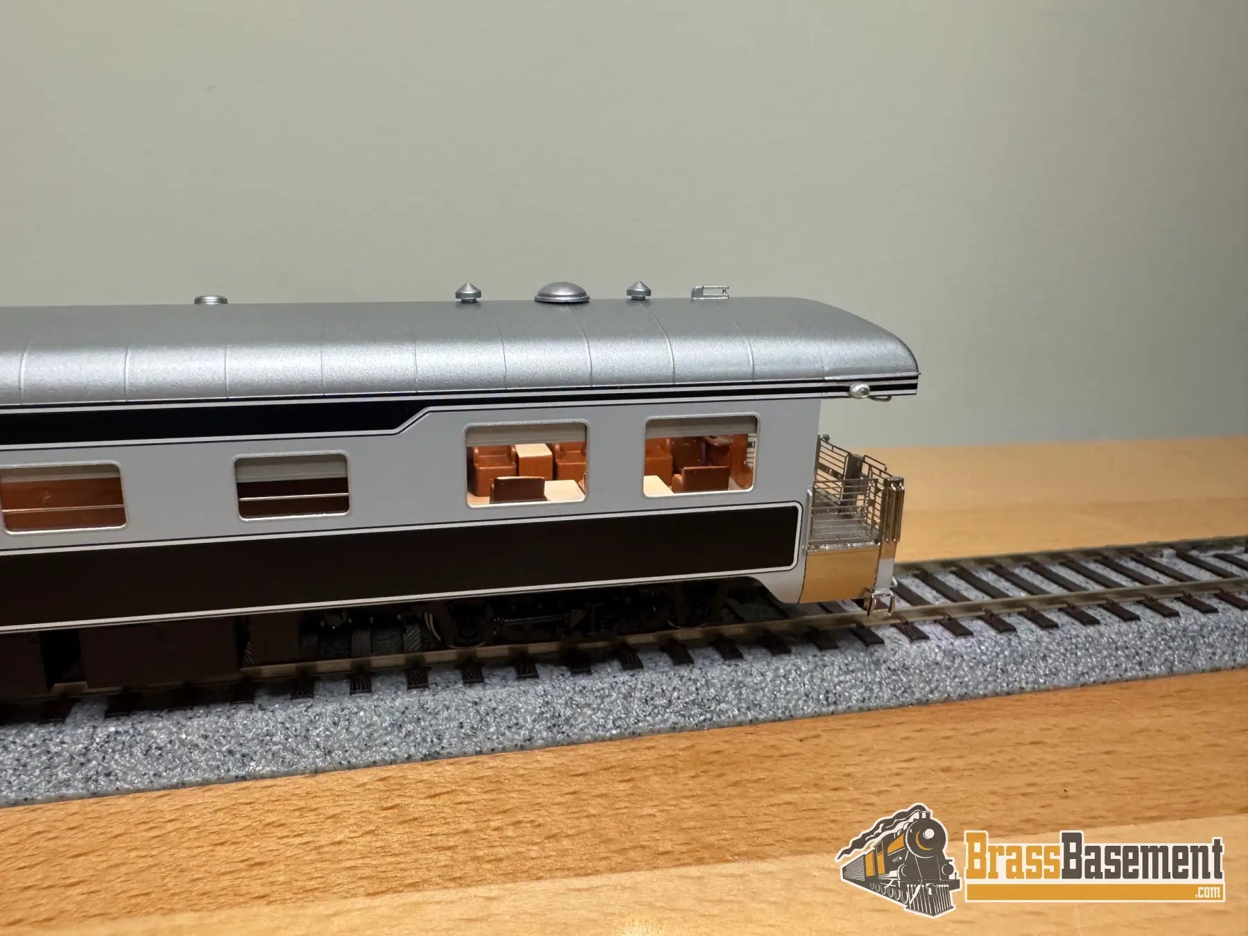 HO Brass - NBL Illinois Central IC Business car #1 Version 6d FP Death Star Paint - NEW Passenger