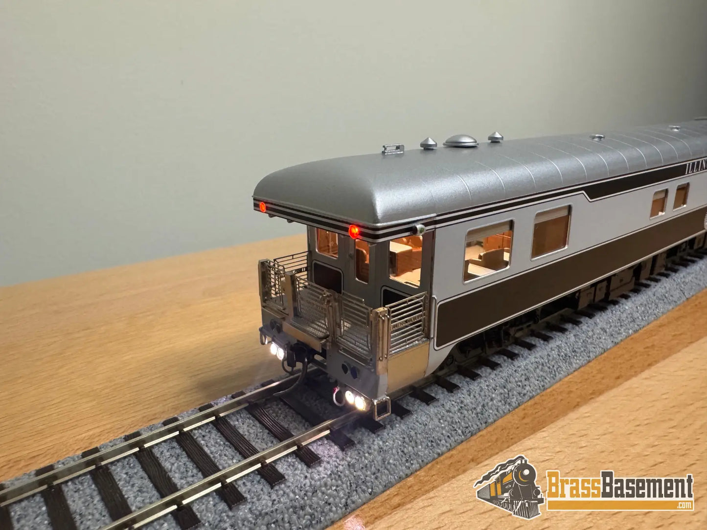 HO Brass - NBL Illinois Central IC Business car #1 Version 6d FP Death Star Paint - NEW Passenger