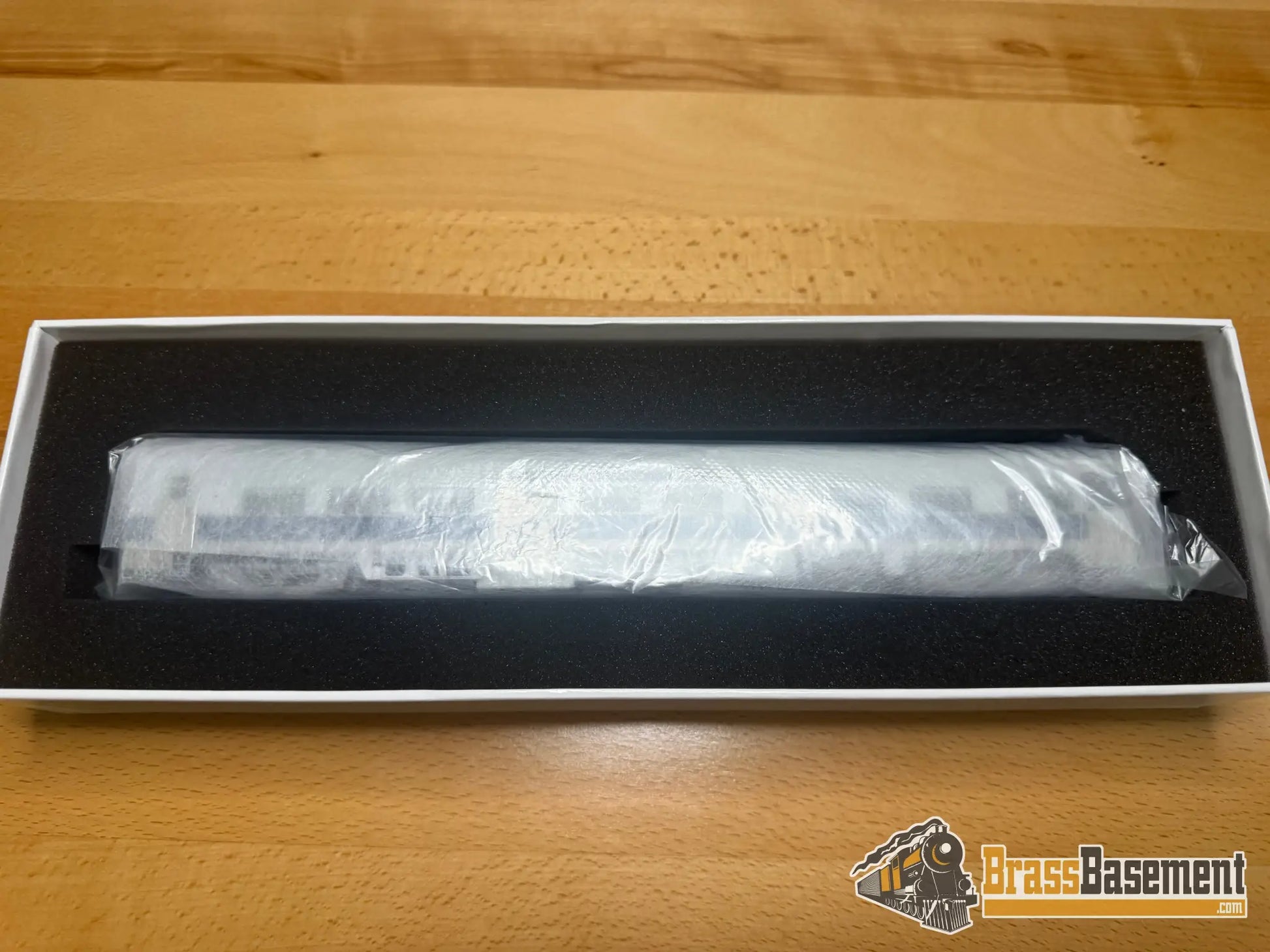 HO Brass - NBL MRL Montana Rail Link Business car ’Silver Cloud’ Version 3c FP Silver Blue - NEW Passenger