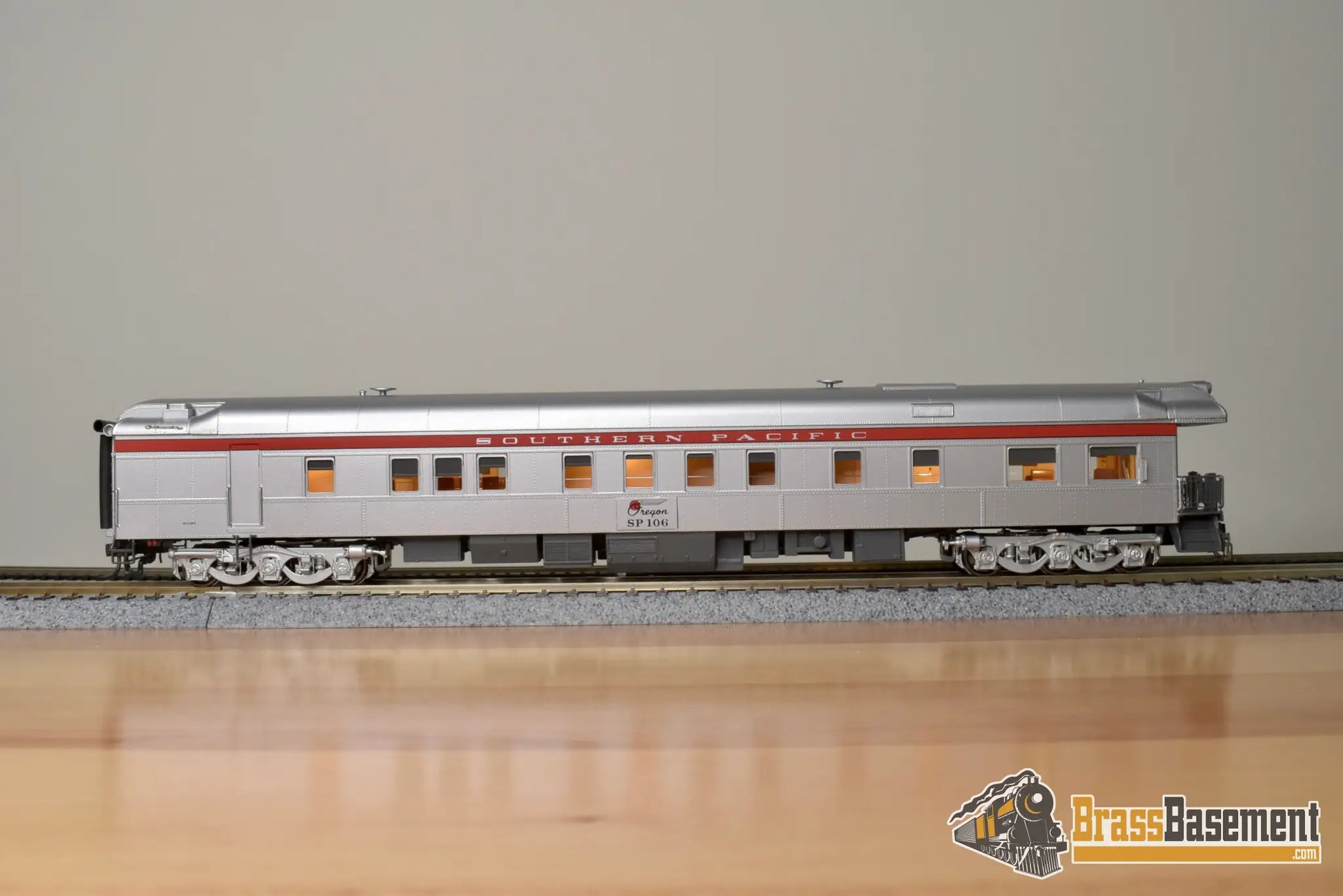 Ho Brass - Nbl Sp Business Car #106 ’Oregon’ 1982 - 1996 Era Version 1F Fp Silver / Scarlet