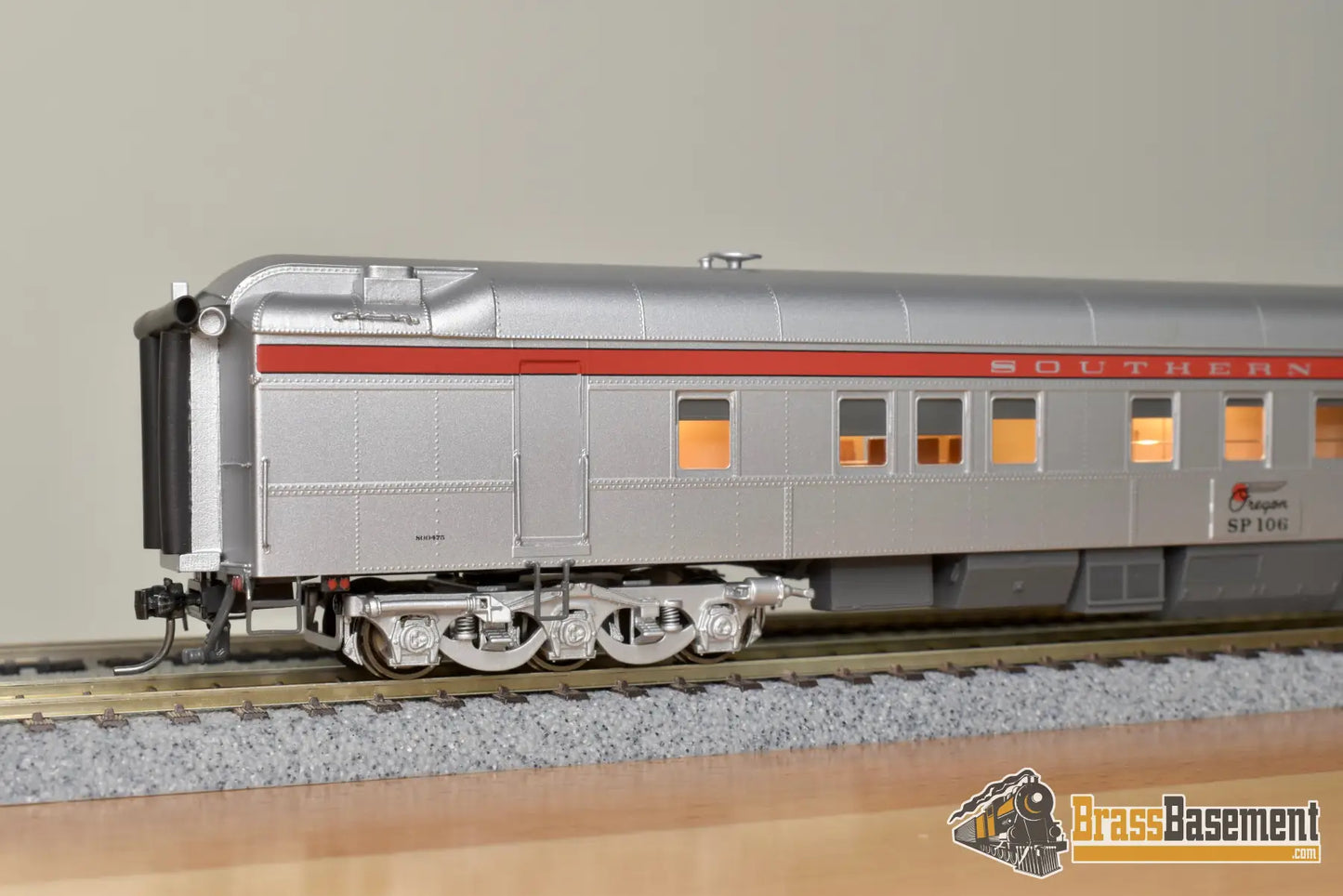 Ho Brass - Nbl Sp Business Car #106 ’Oregon’ 1982 - 1996 Era Version 1F Fp Silver / Scarlet