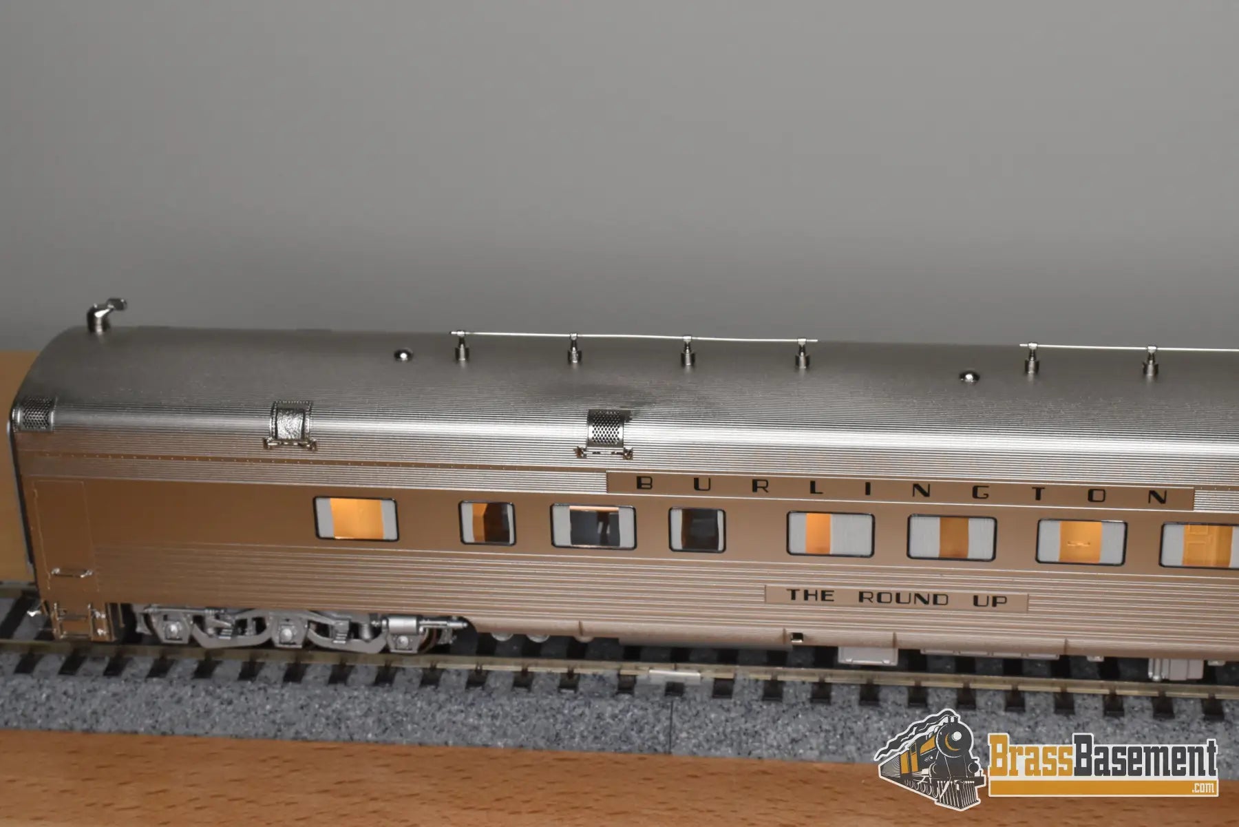 HO Brass - North Bank Line NBL CB&Q Burlington ’The Round Up’ - Mint Passenger