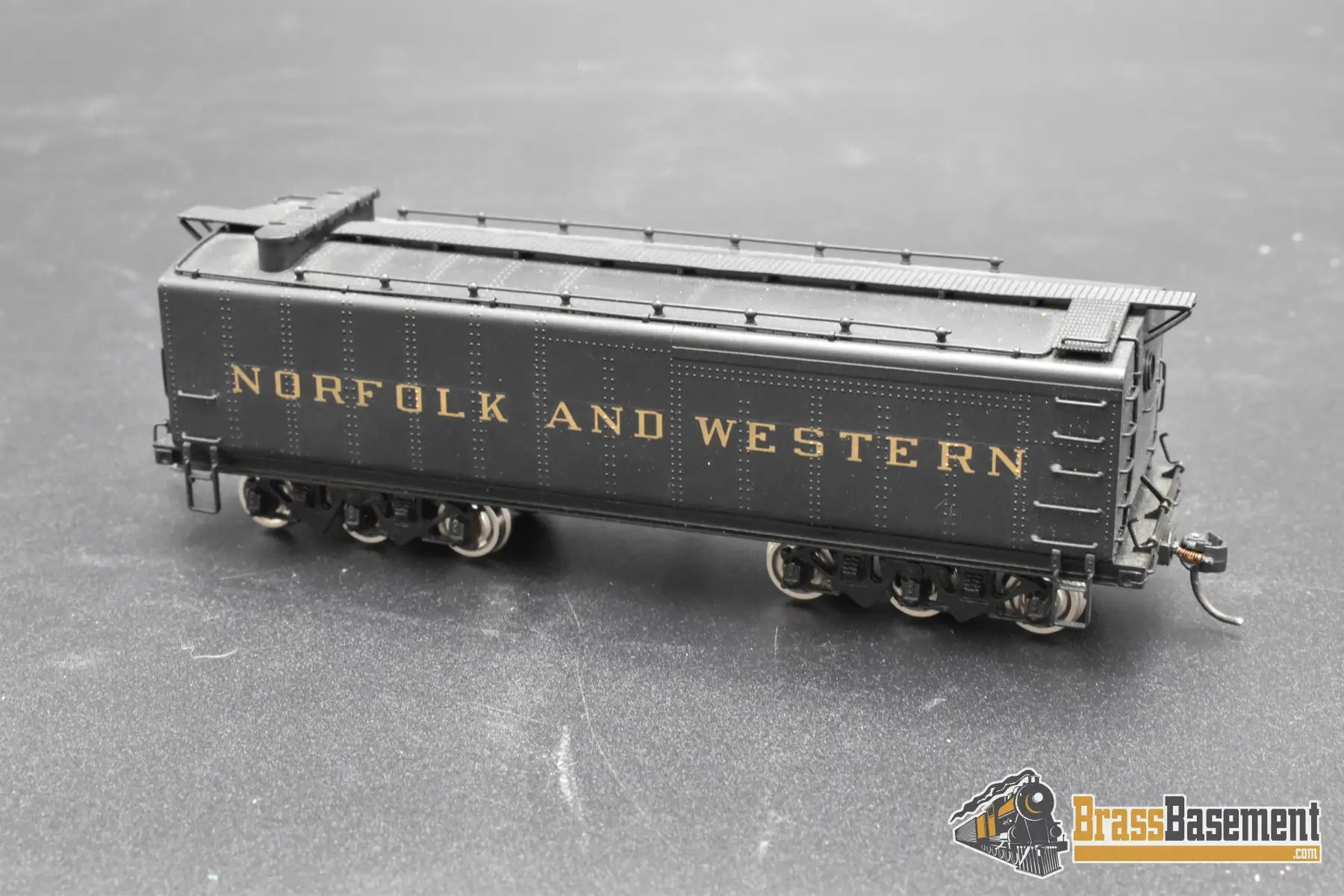 HO Brass – NWSL NWAX72 N&W Auxiliary Tender w/ Lewis T-27 Trucks – Painted Black – Japan – Mint Freight
