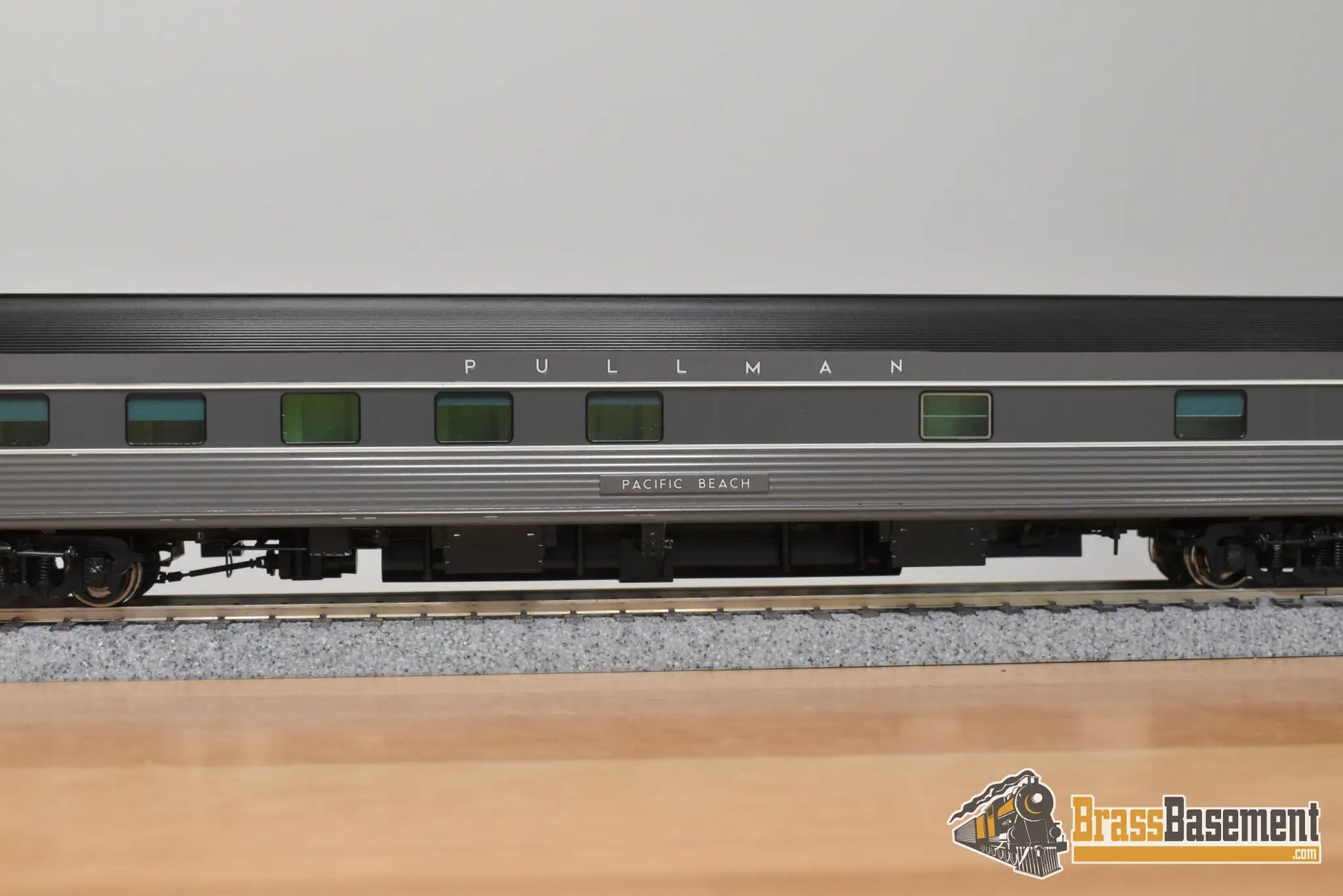 HO Brass - OMI 087040007.4 Union Pacific ‘Pacific Beach’ 10-6 Budd Sleeper - F/P 2-Tone Gray Passenger